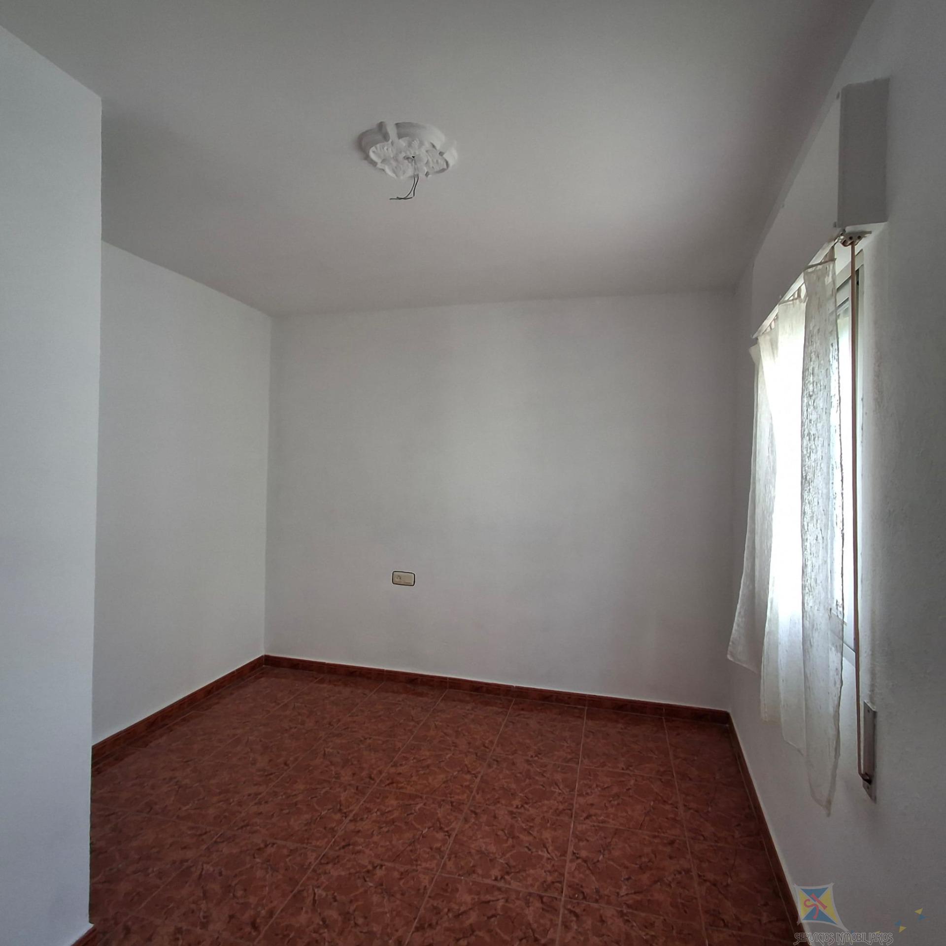 For sale of house in Láujar de Andarax