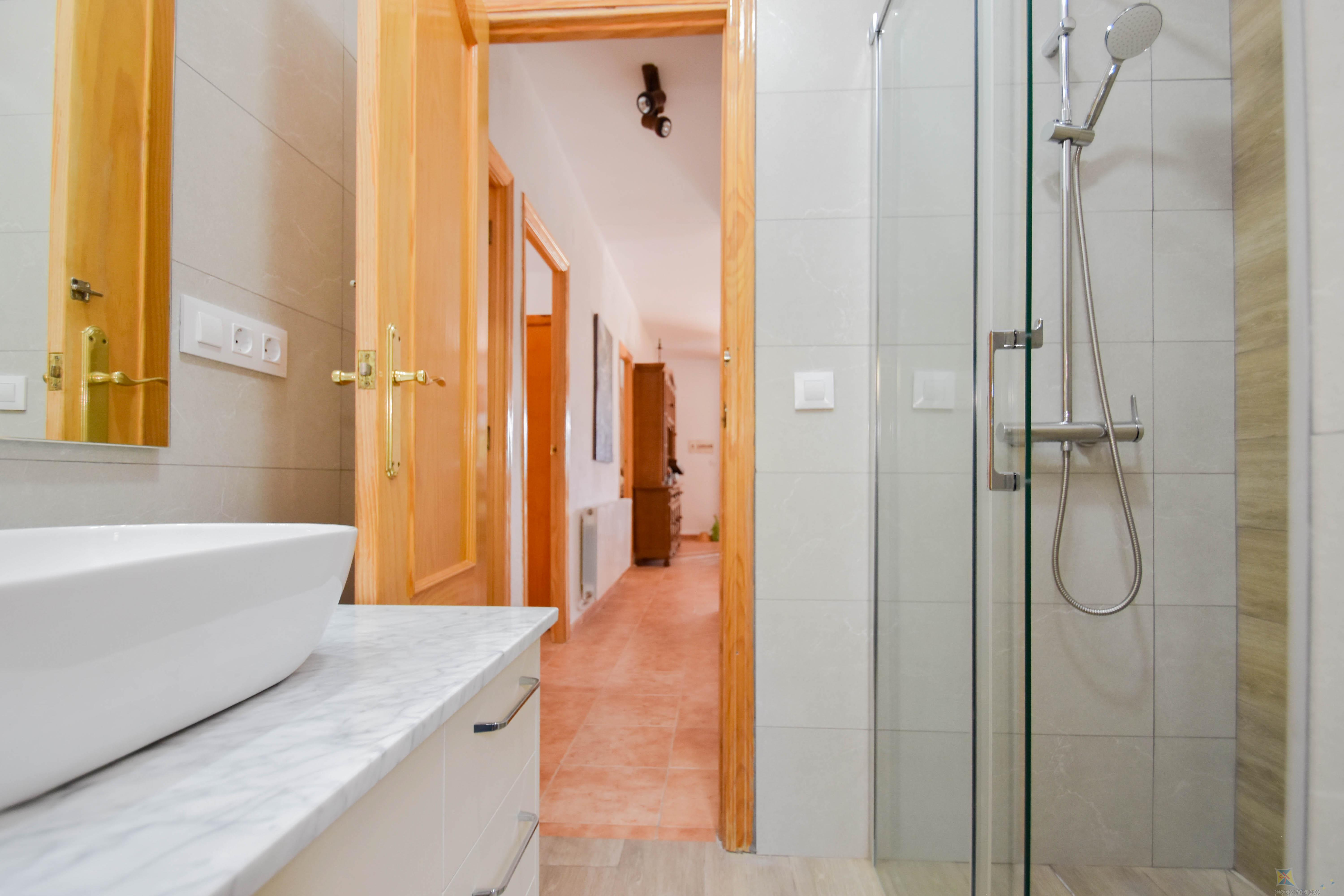 For sale of house in Jaén