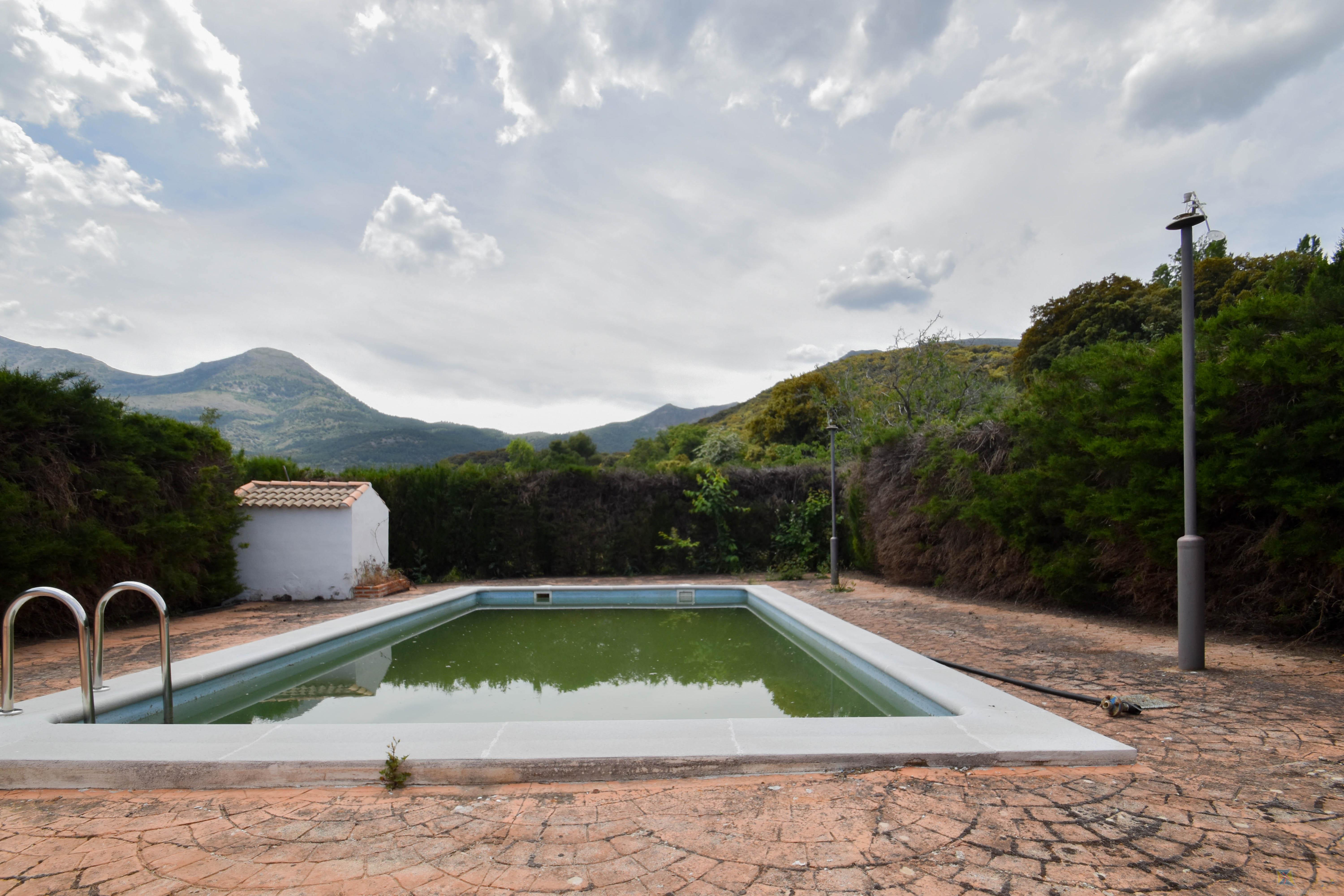 For sale of house in Jaén