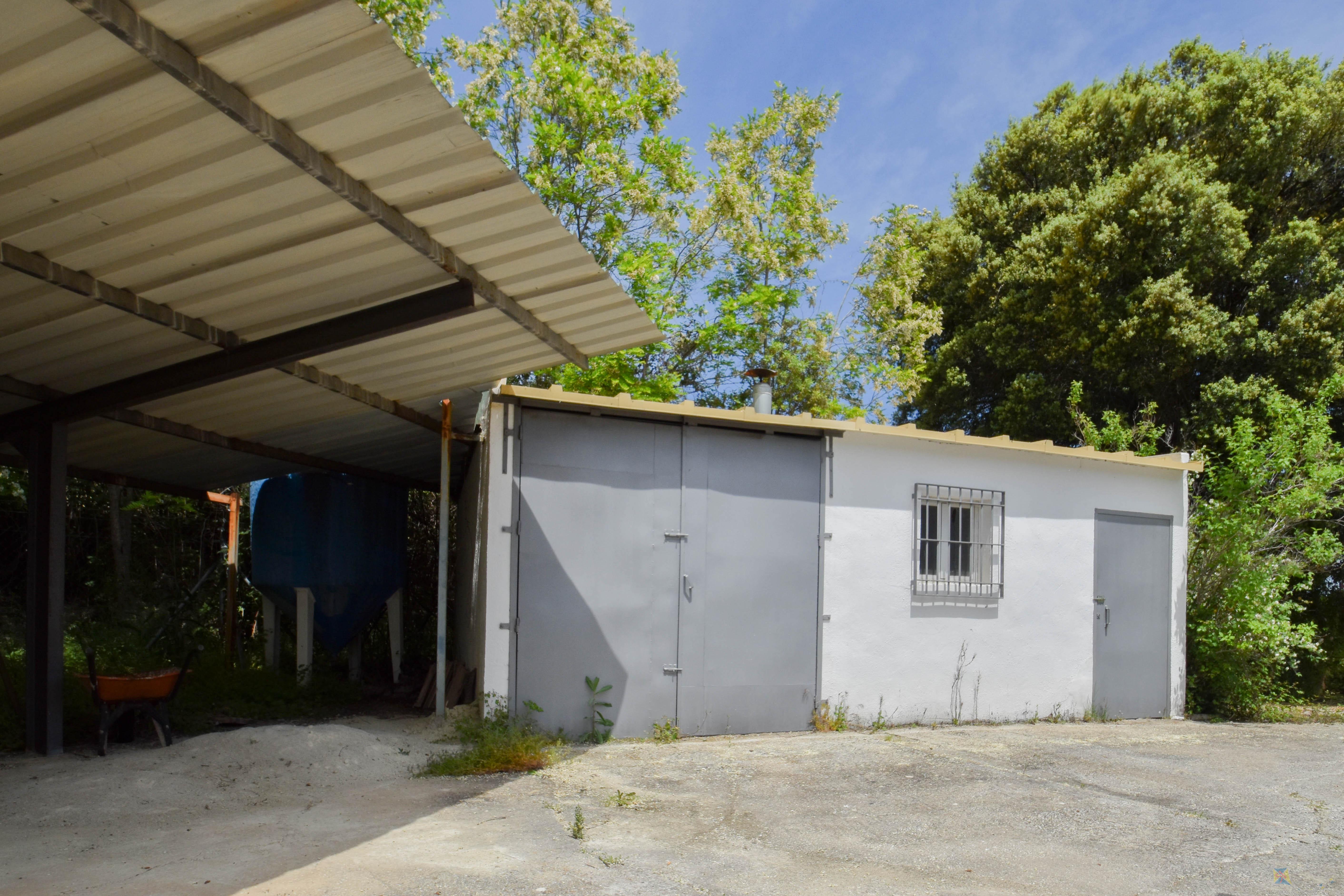 For sale of house in Jaén