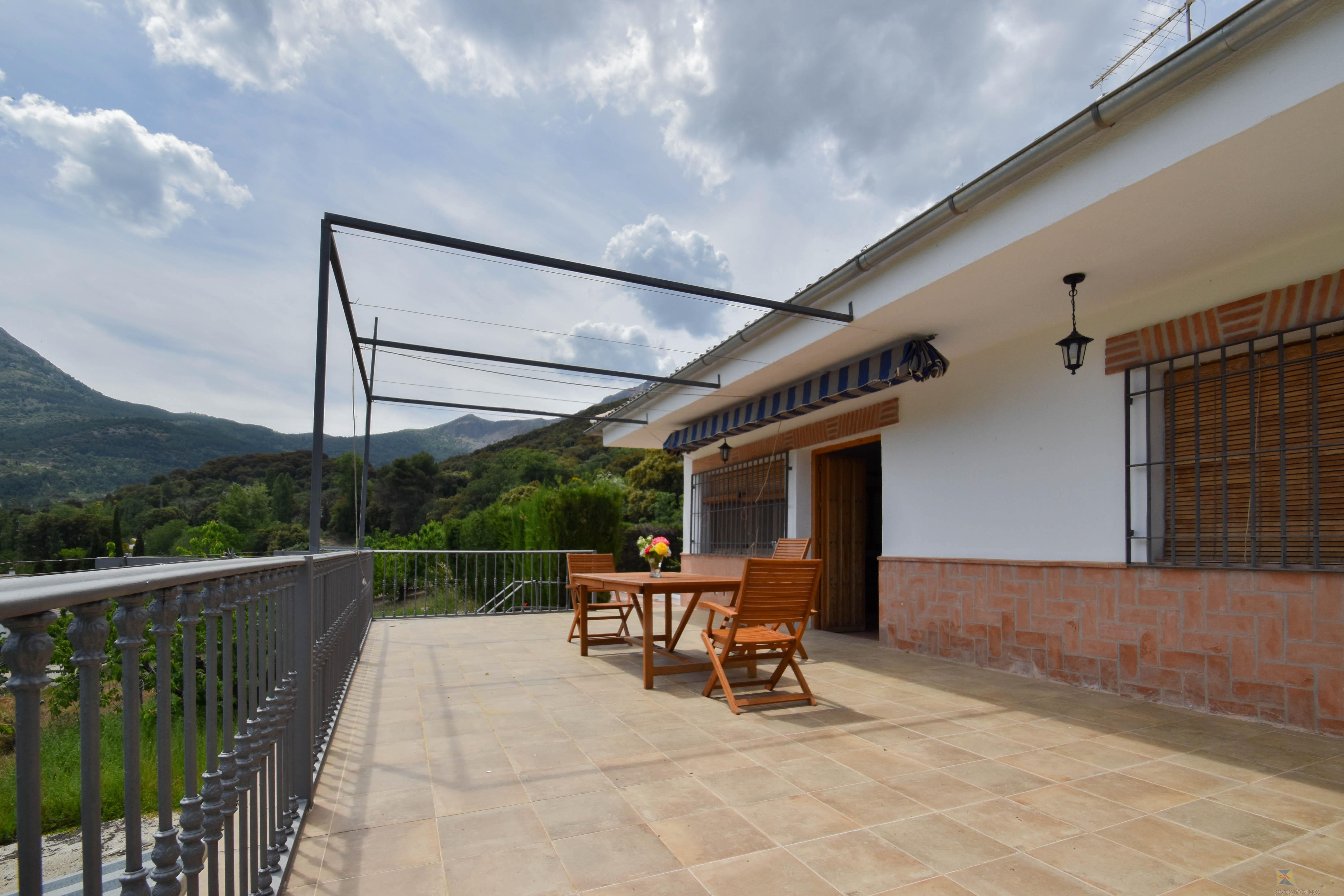 For sale of house in Jaén