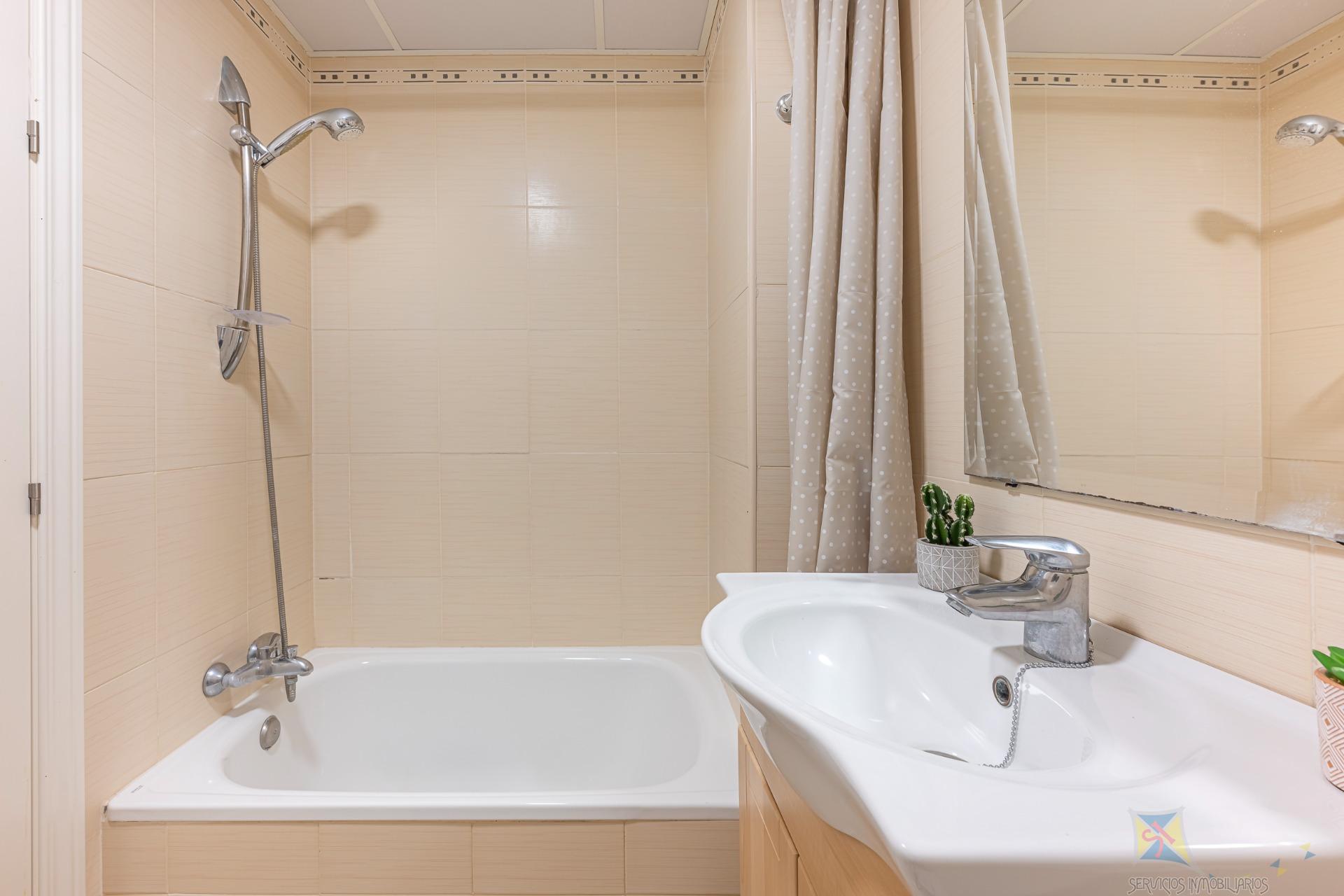 For sale of duplex in Torremolinos