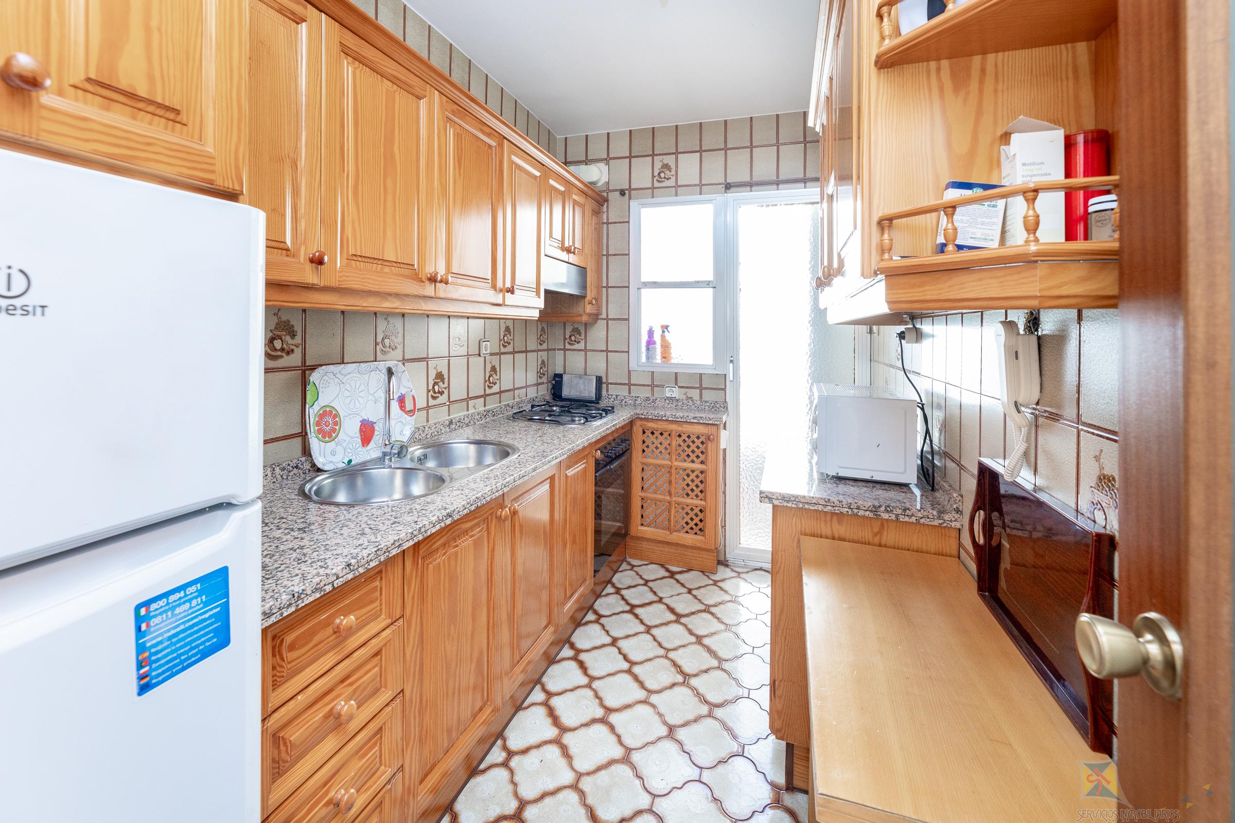 For sale of apartment in Granada