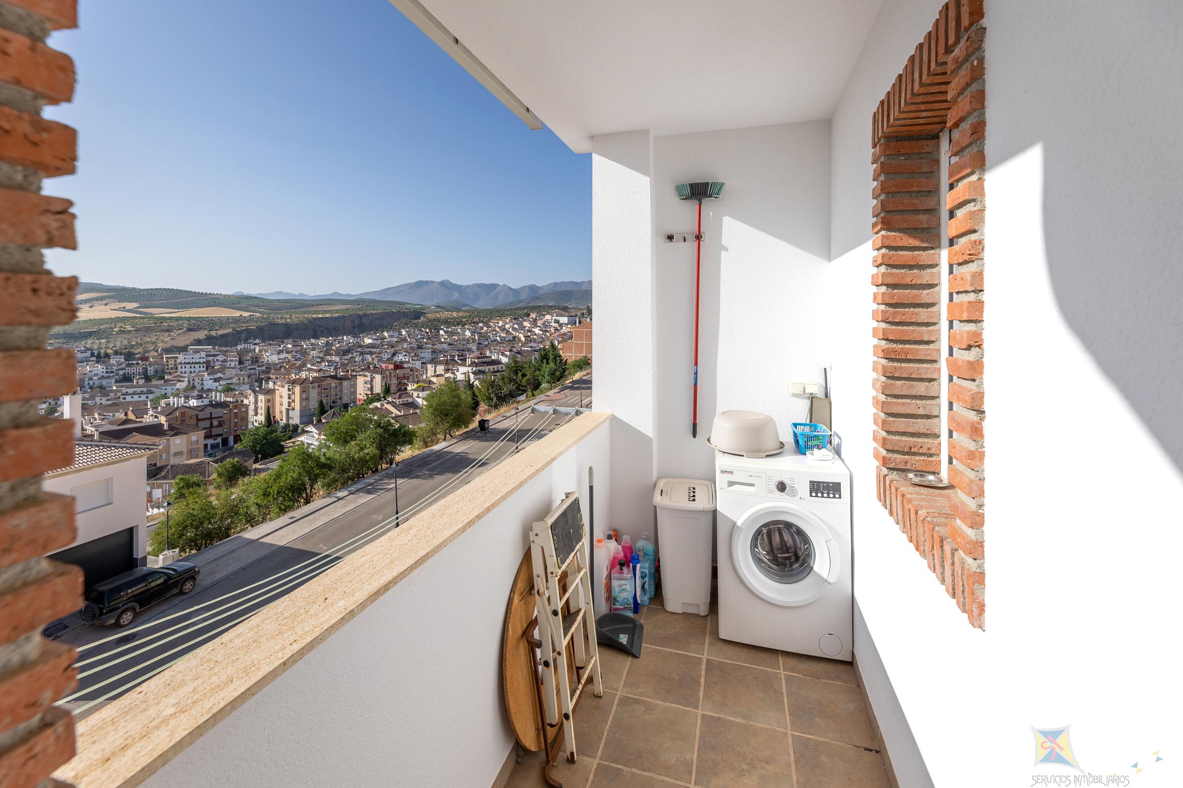 Venta de casa en Alhama de Granada