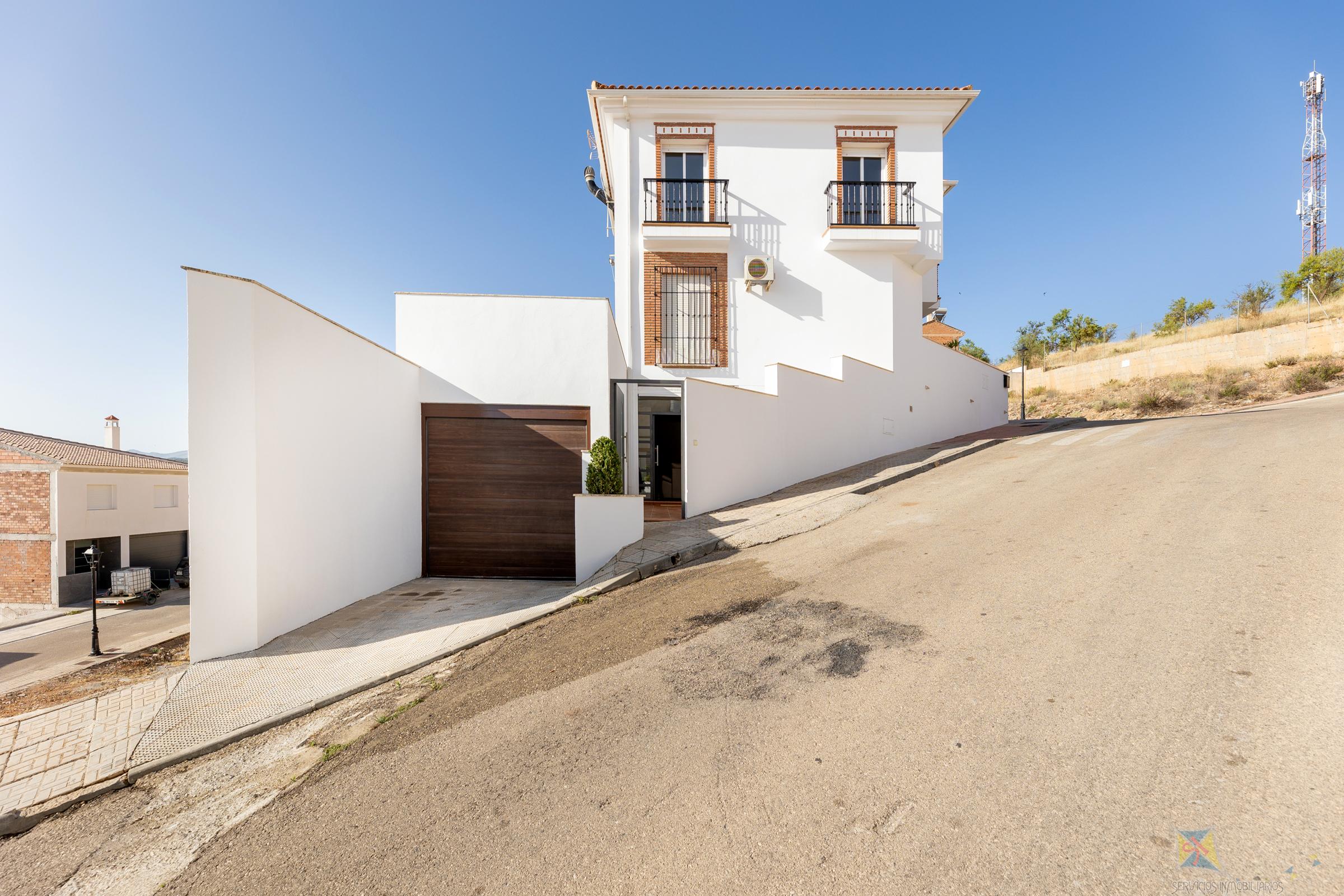Venta de casa en Alhama de Granada