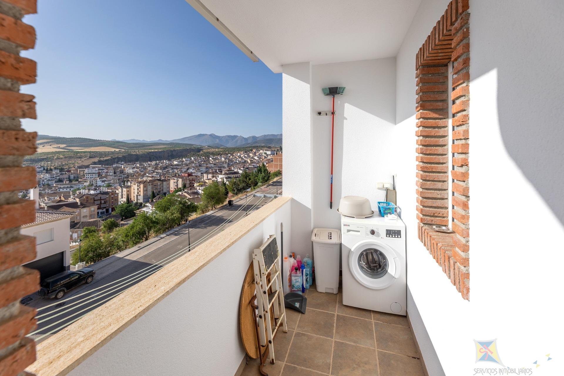Venta de casa en Alhama de Granada
