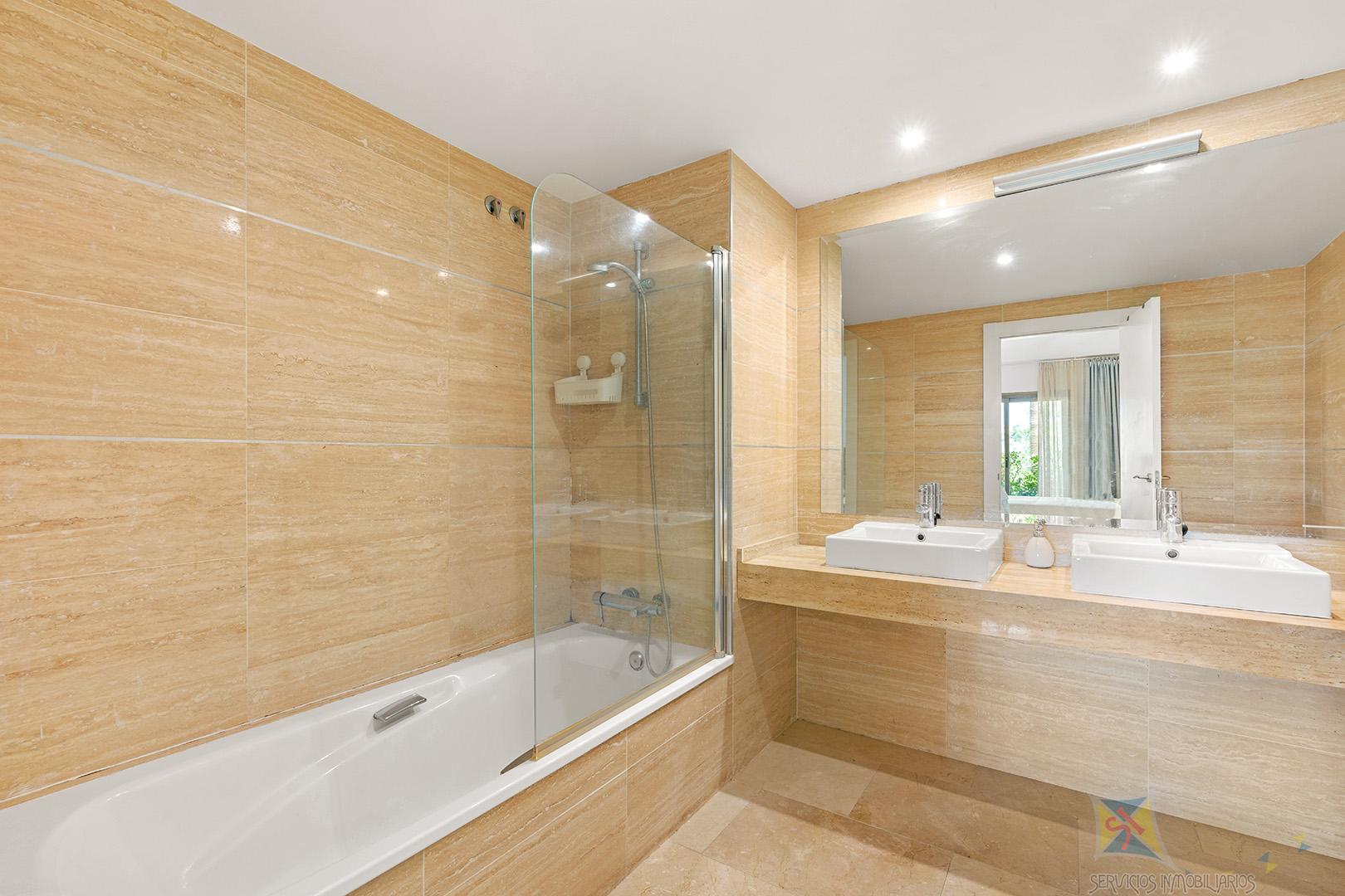 Venta de apartamento en Benahavís