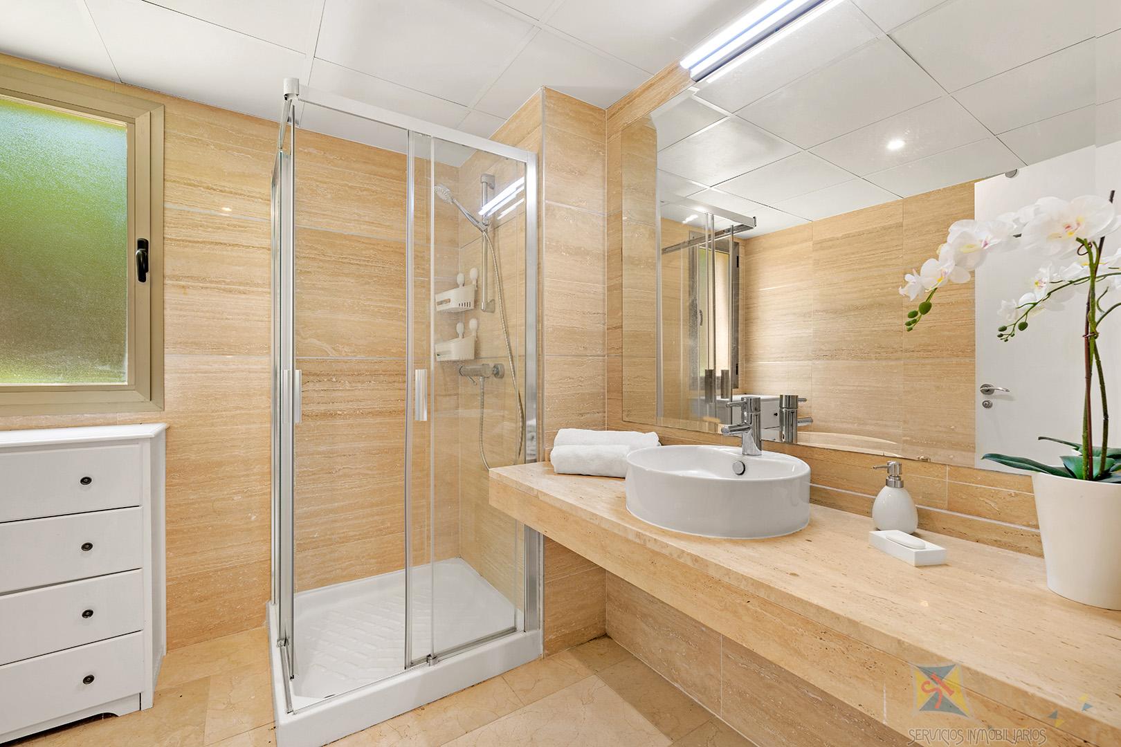 Venta de apartamento en Benahavís