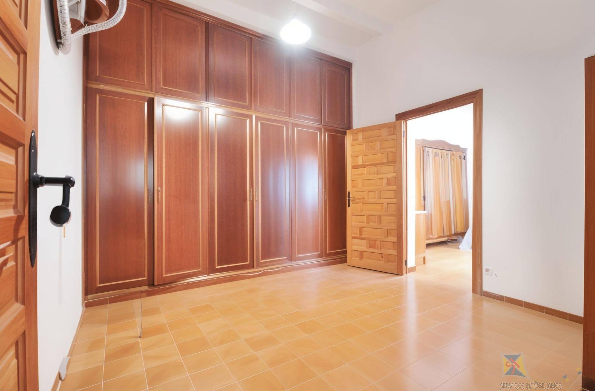 Venta de casa en Almería