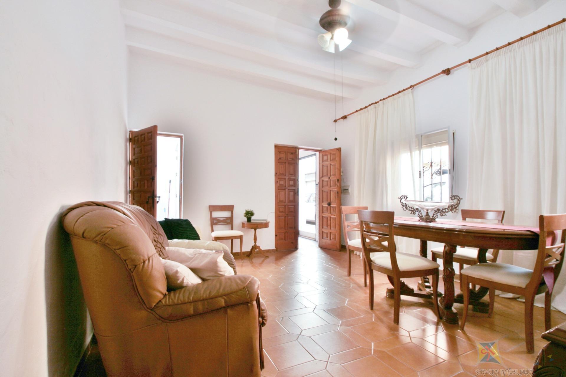 Venta de casa en Almería