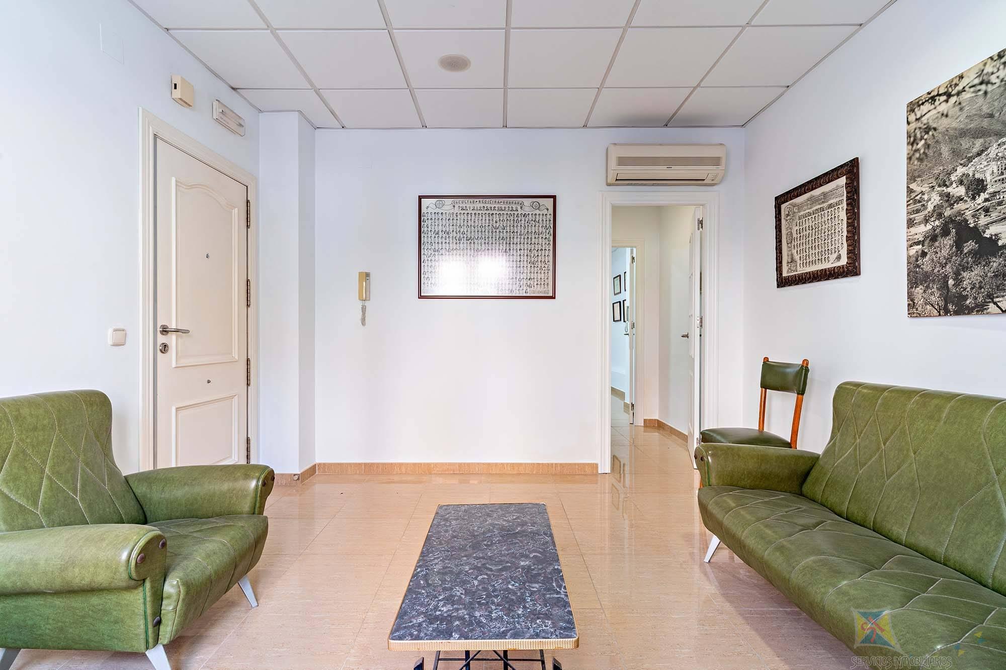 Venta de local en Albuñol