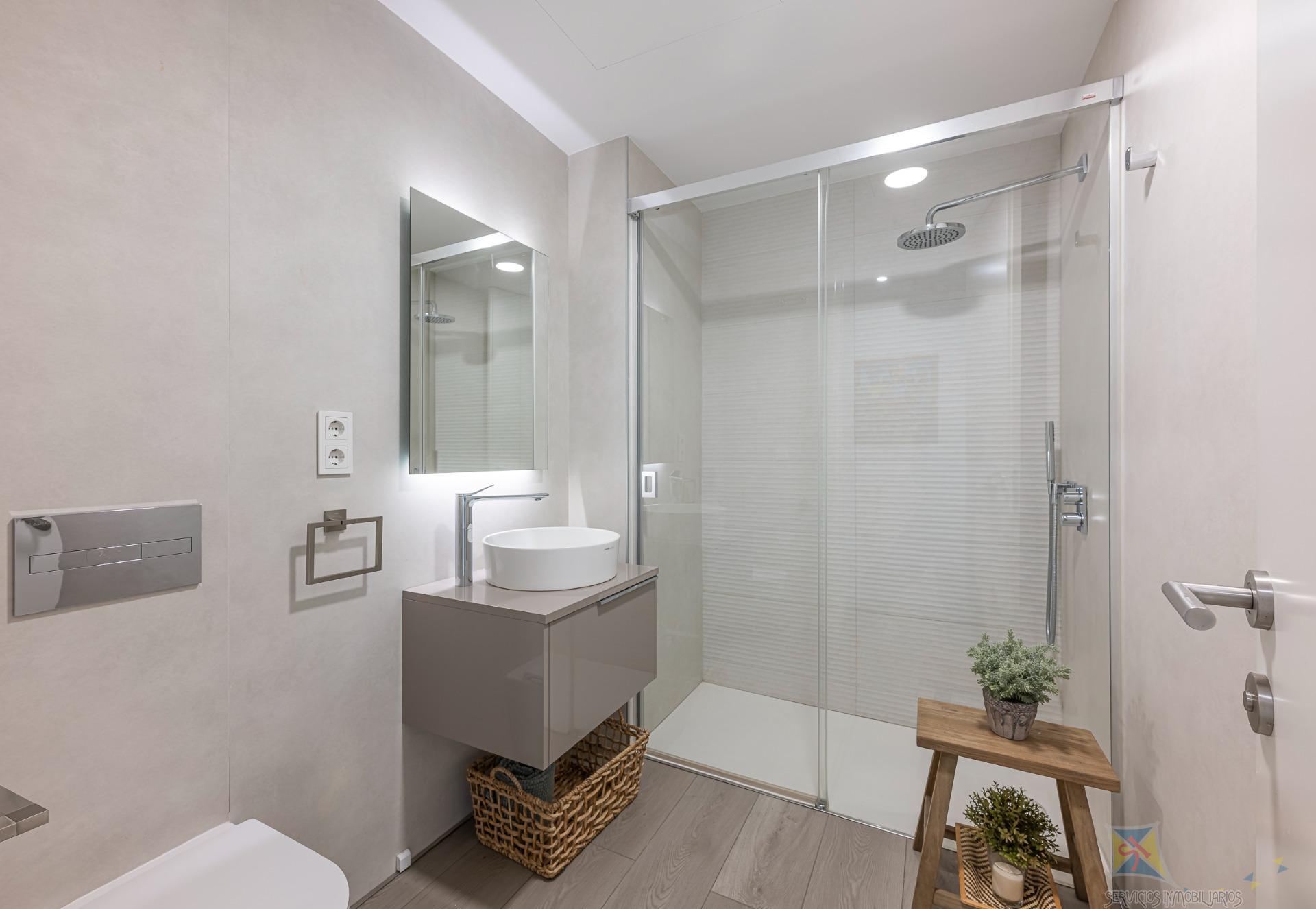 Venta de planta baja en Estepona