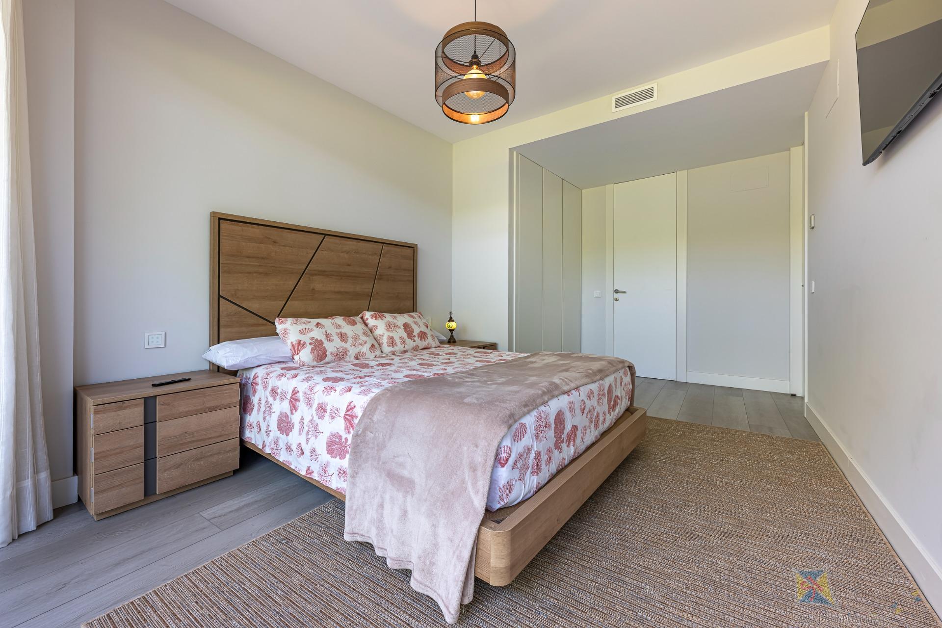 Venta de planta baja en Estepona