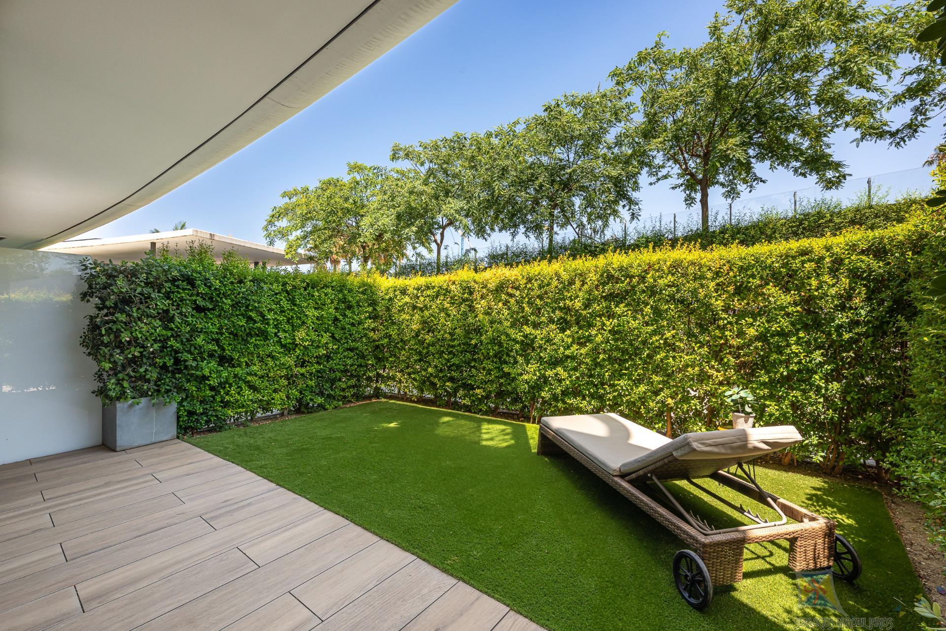 Venta de planta baja en Estepona