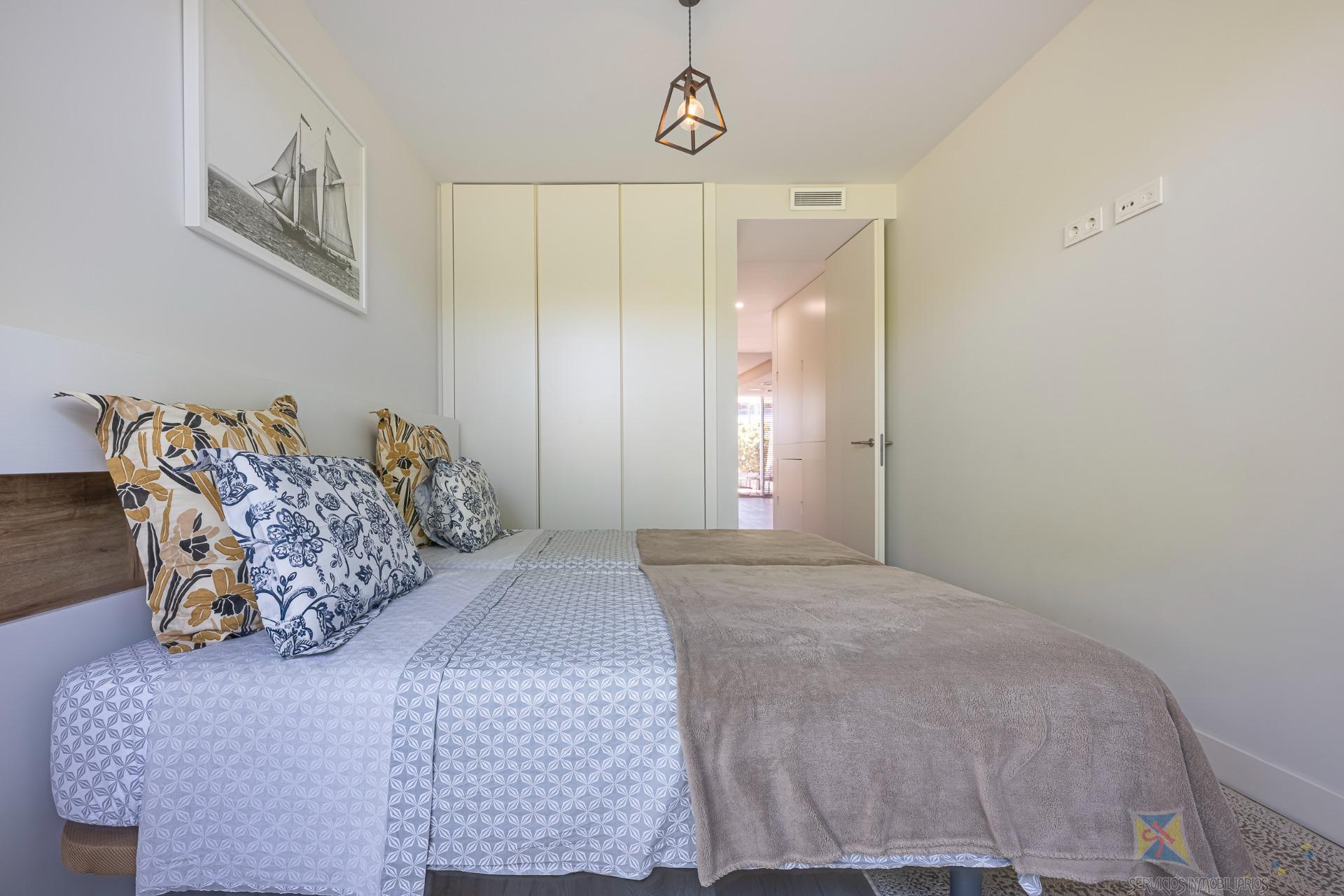 Venta de planta baja en Estepona