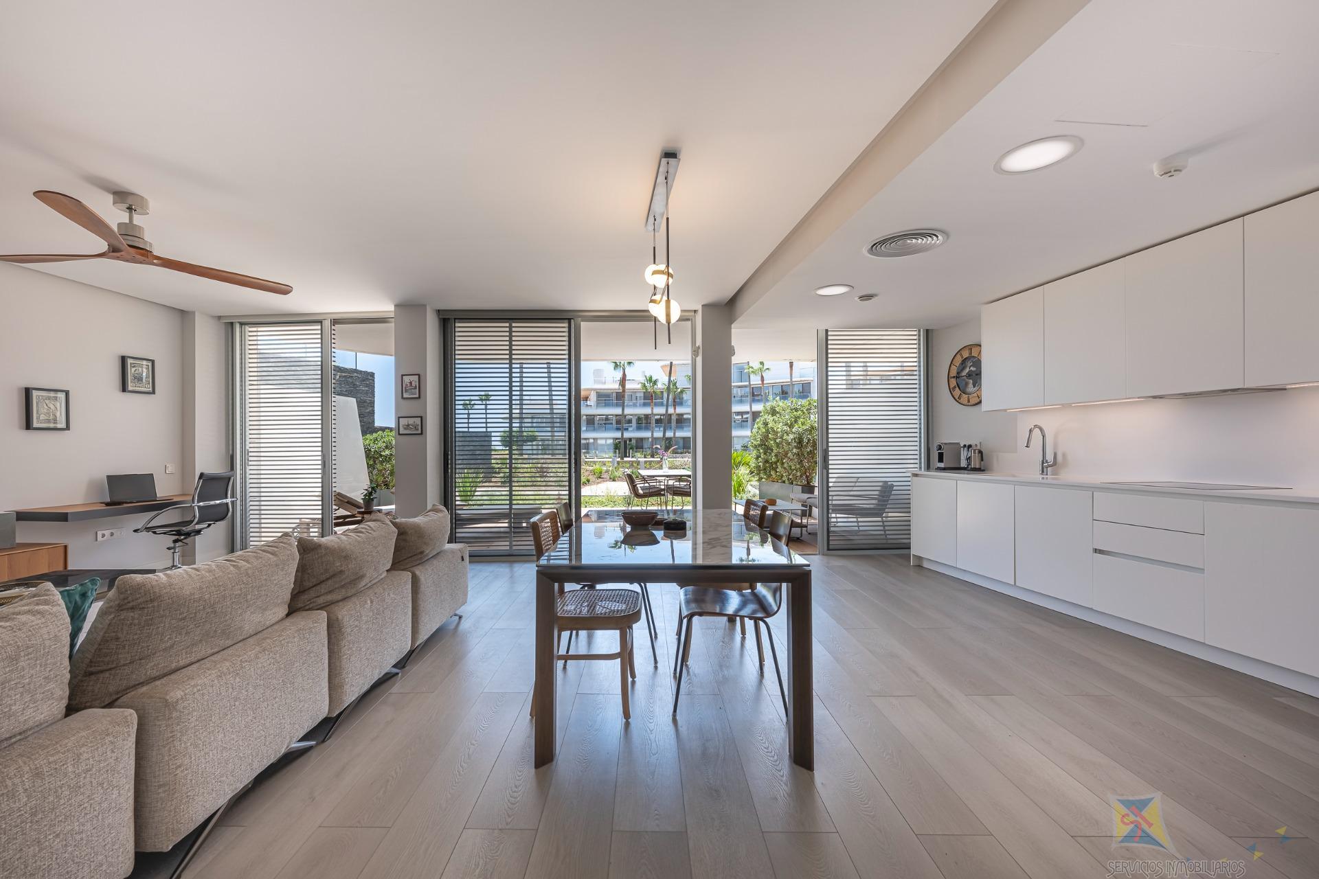 Venta de planta baja en Estepona