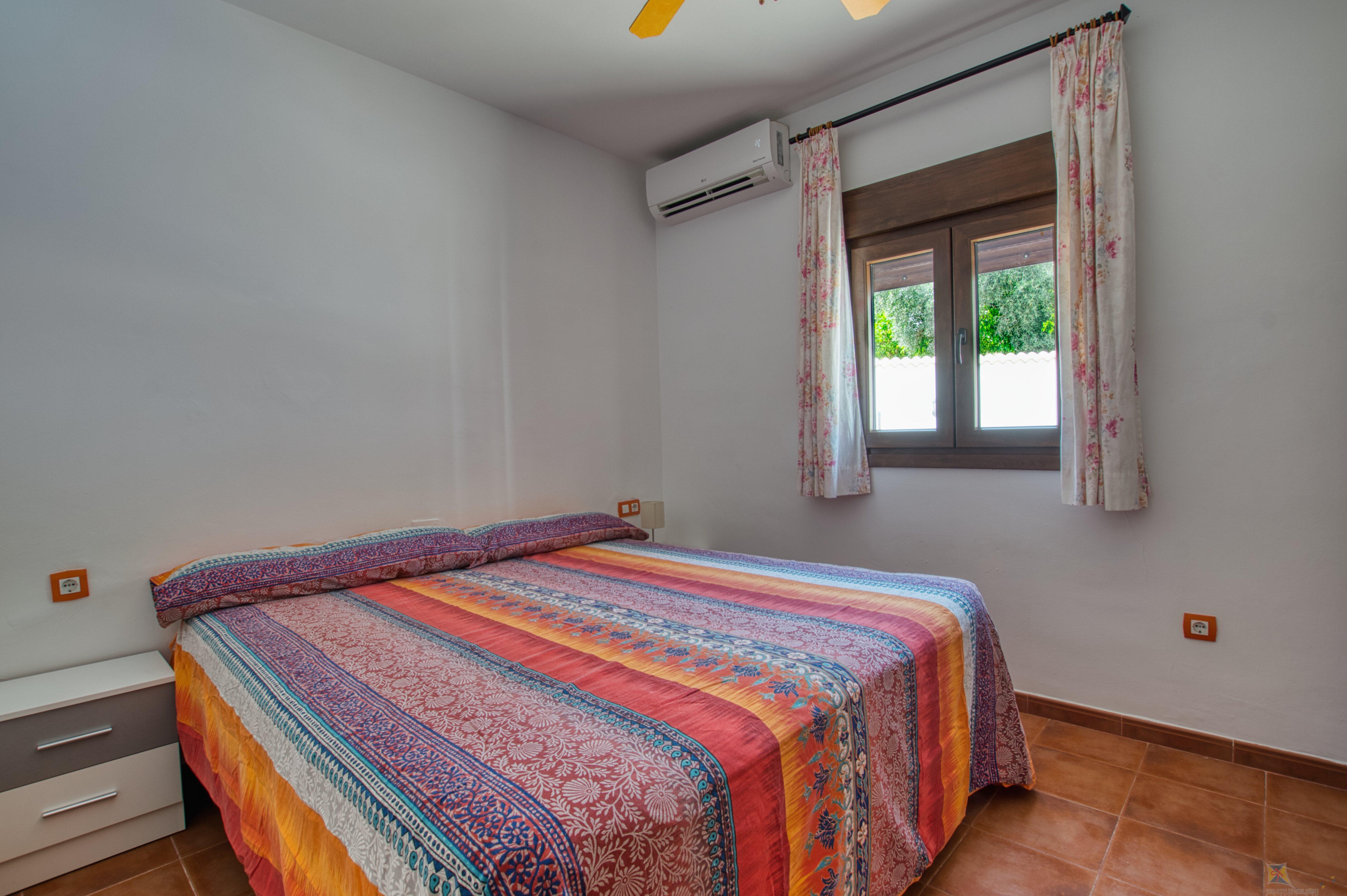 Venta de villa en Periana