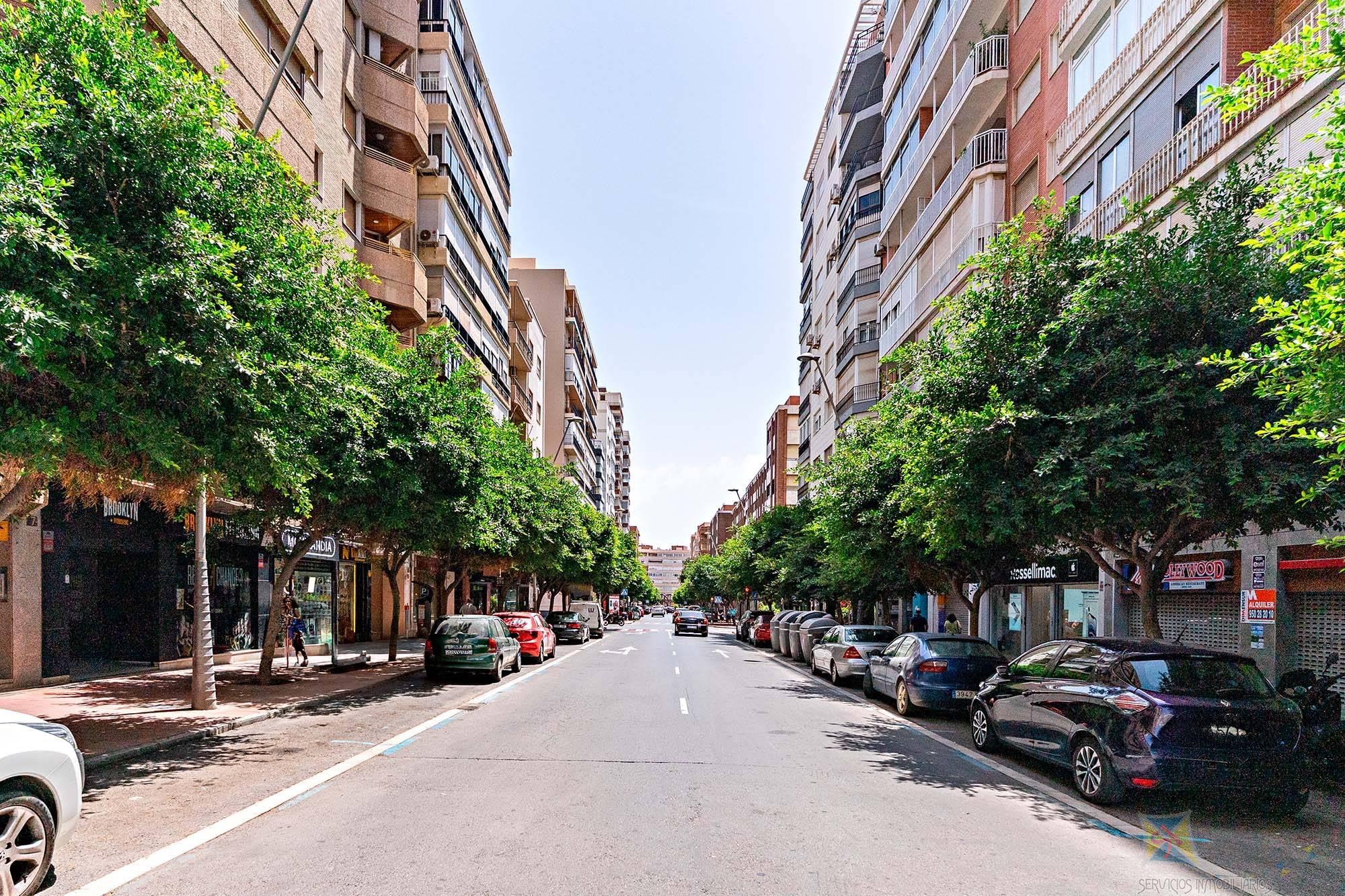 Venta de piso en Almería