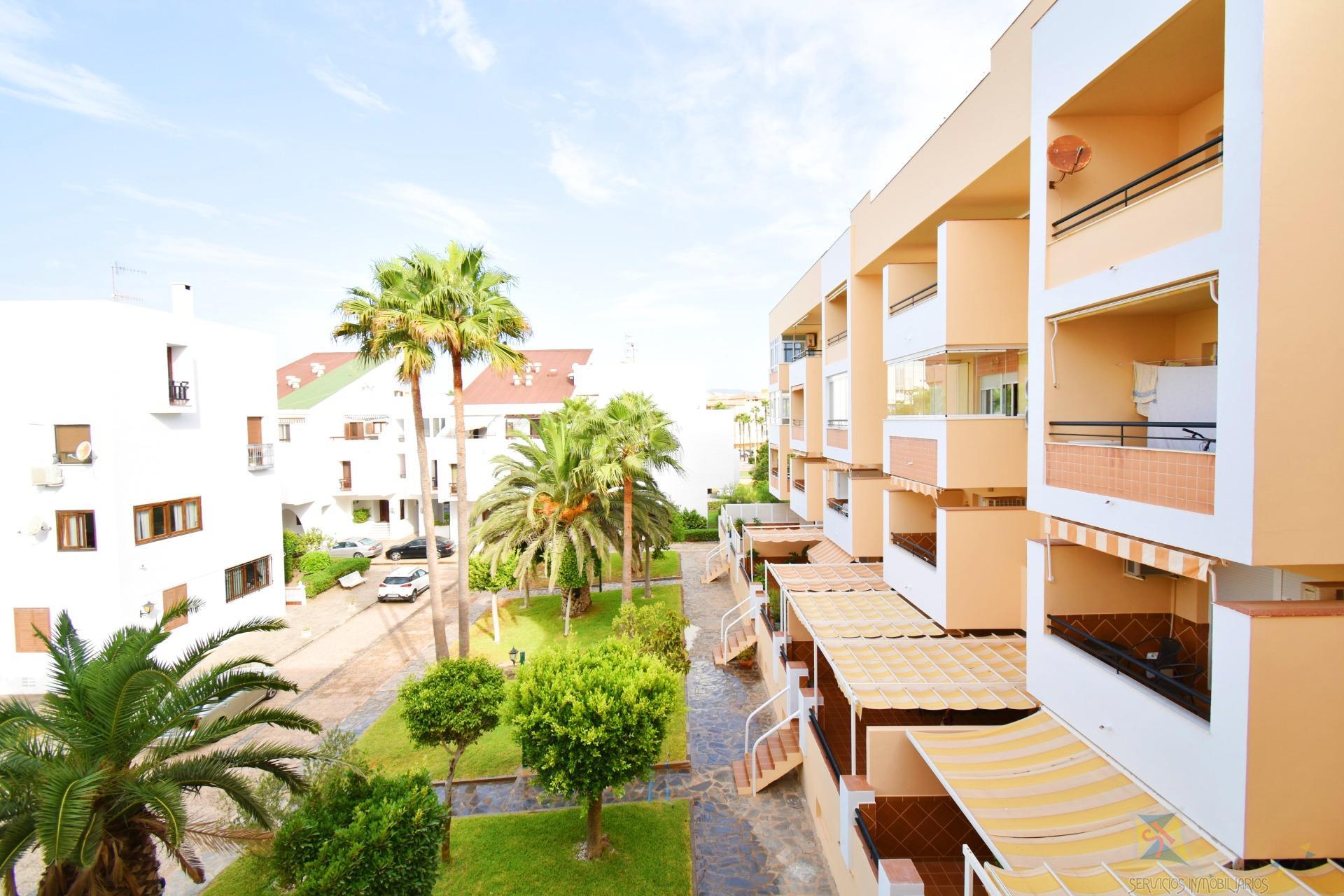 Venta de piso en Almerimar