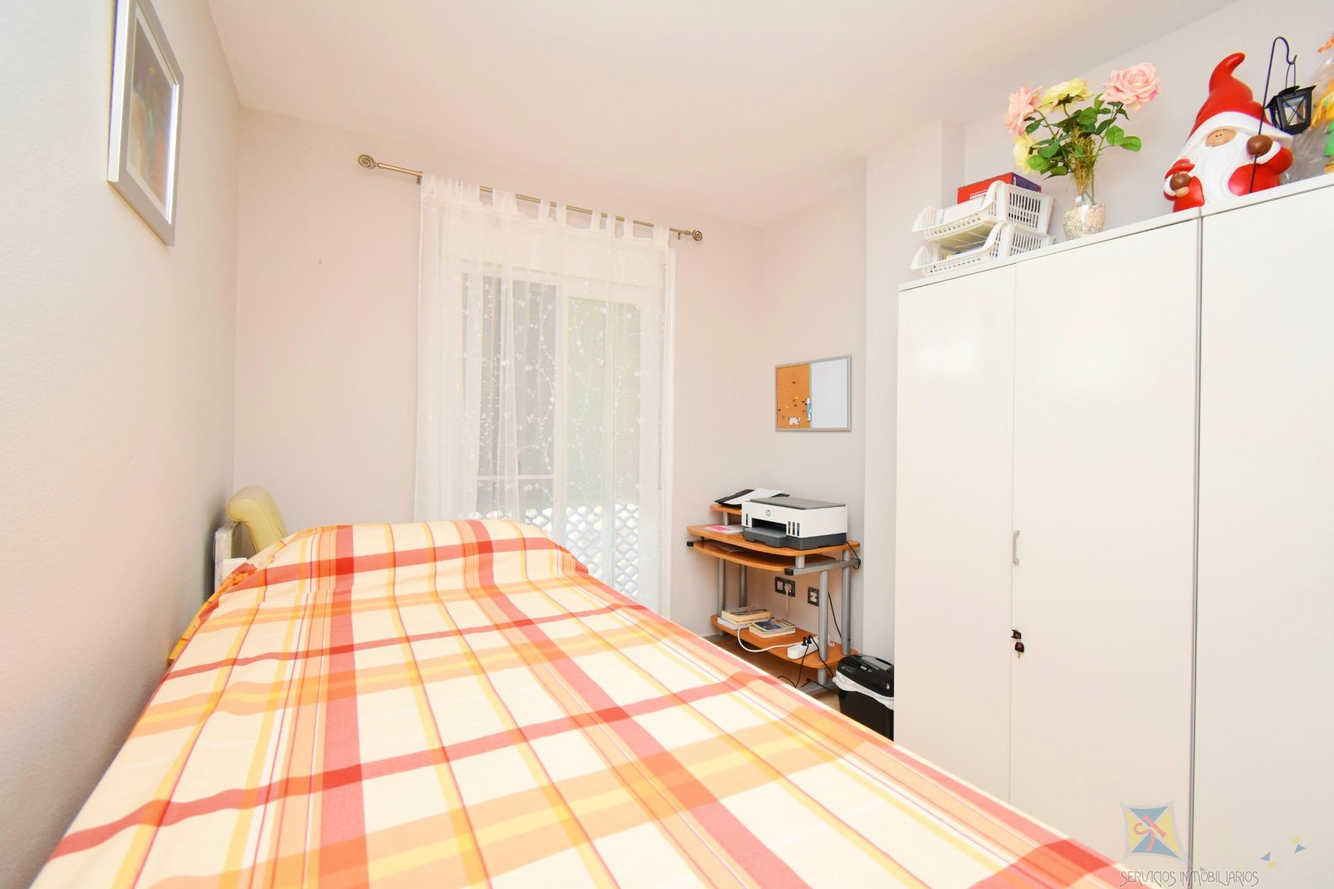 Venta de piso en Almerimar