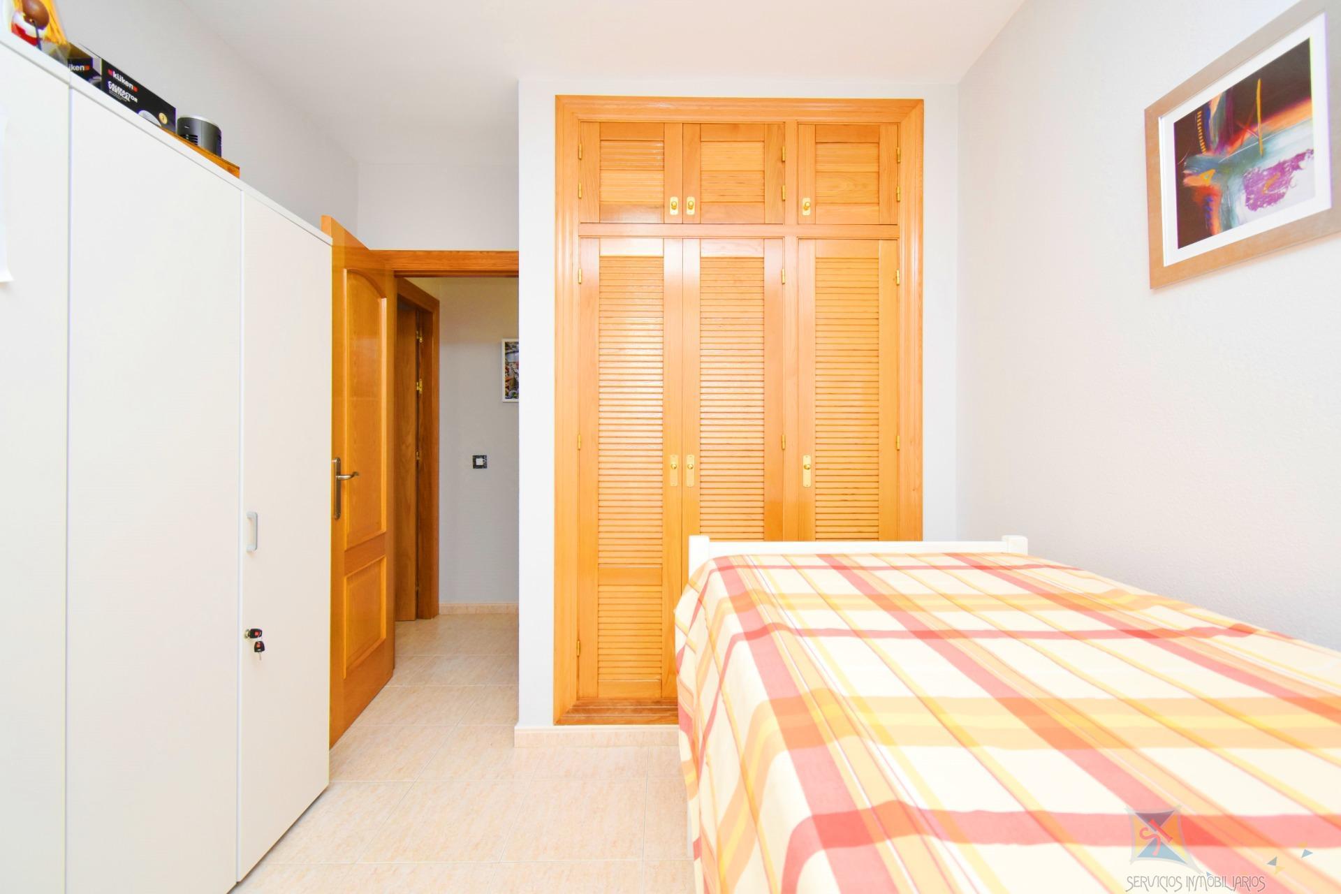 Venta de piso en Almerimar