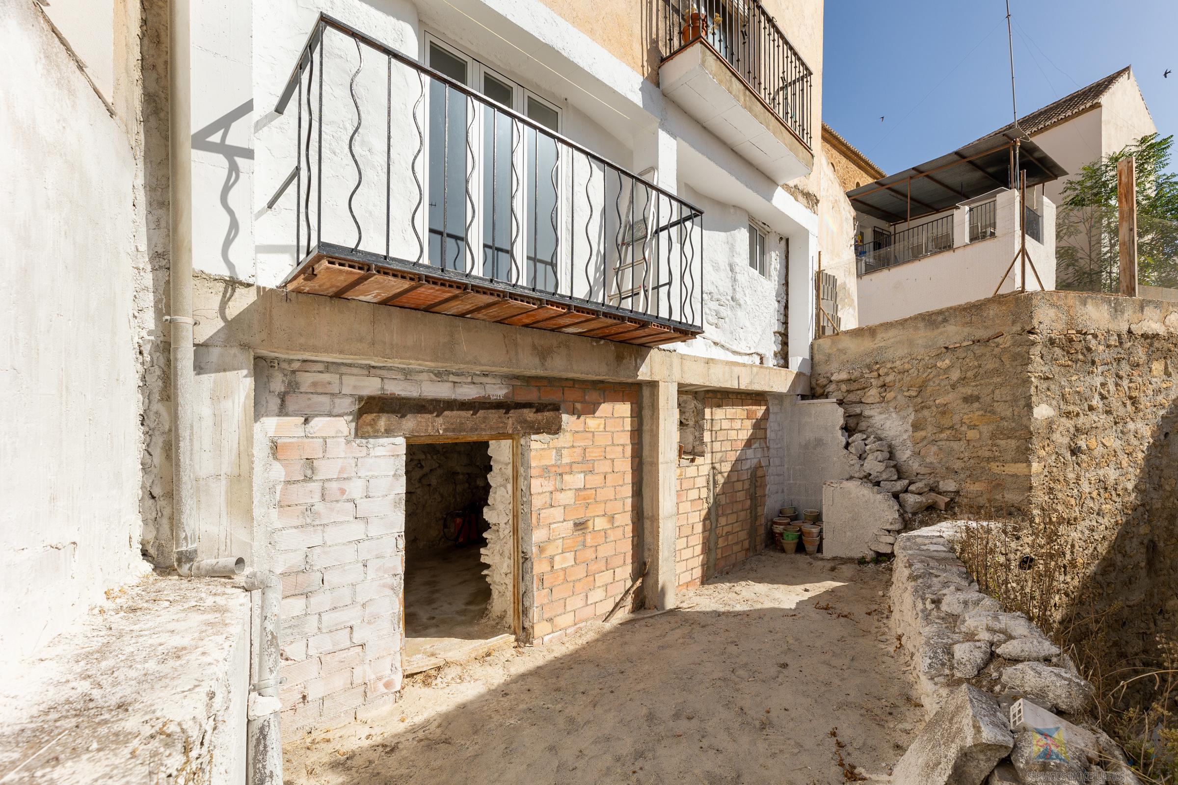 Venta de casa en Alhama de Granada