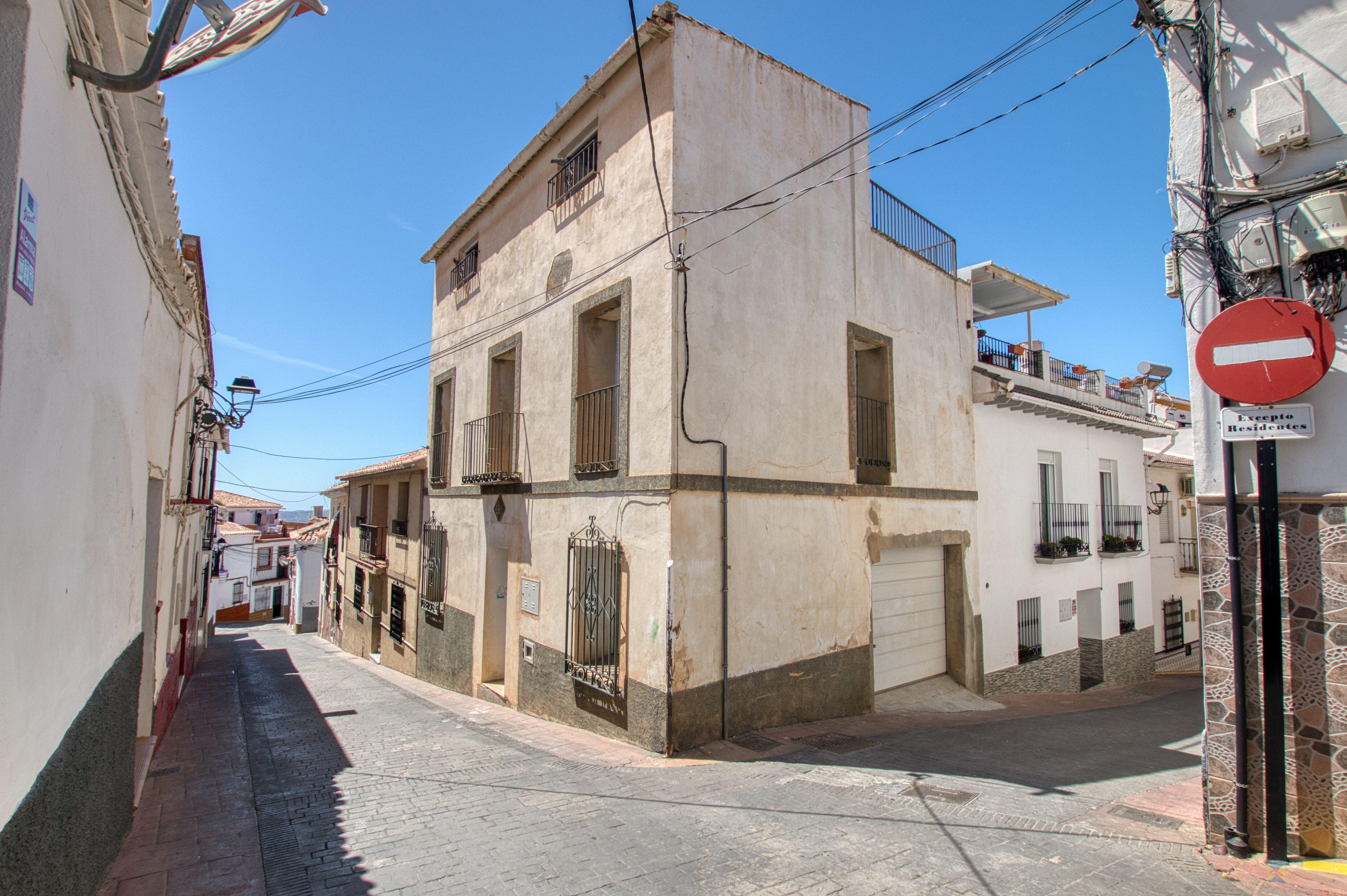 Venta de casa en Periana