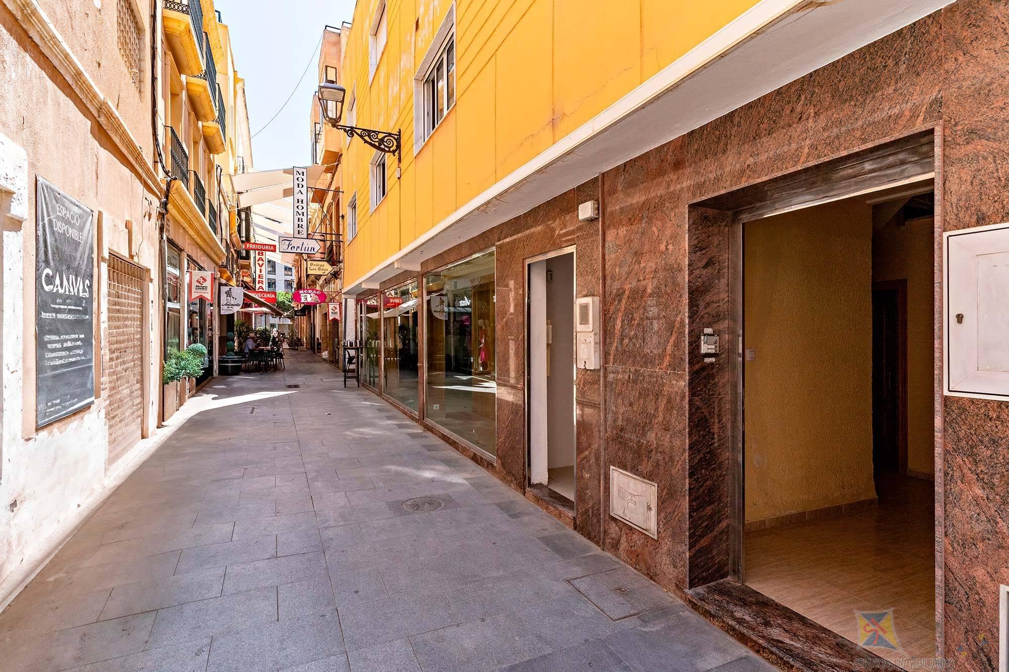Venta de edificio en Almería