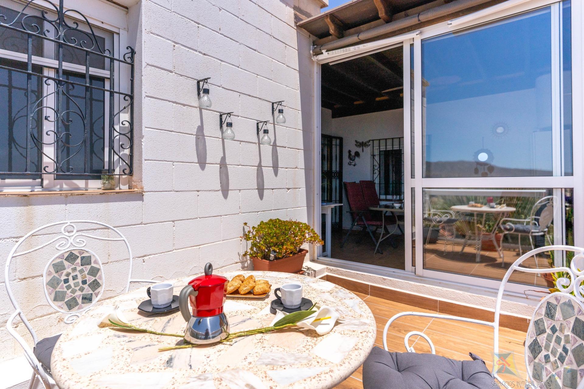 Venta de chalet en Aguadulce