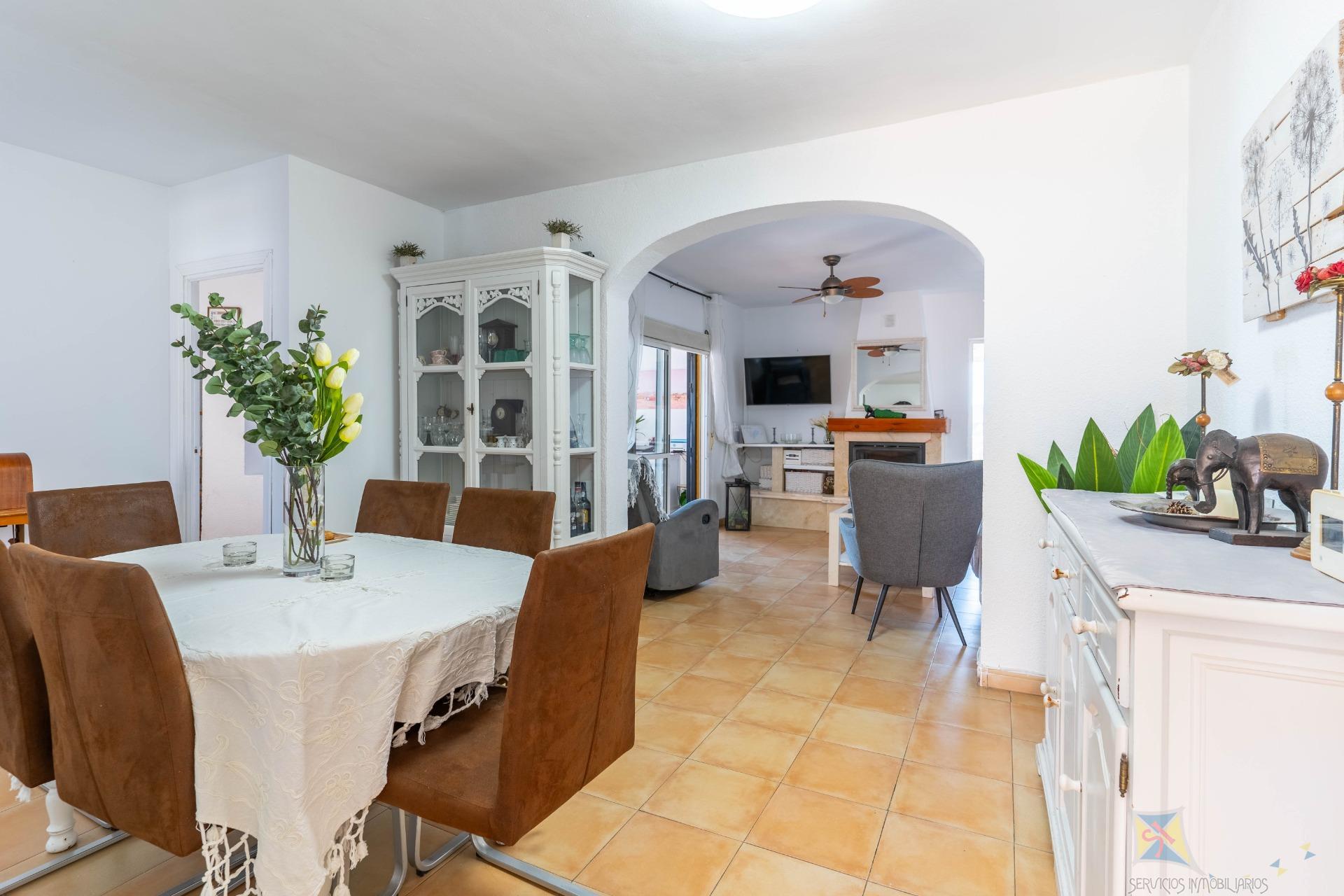 Venta de chalet en Aguadulce