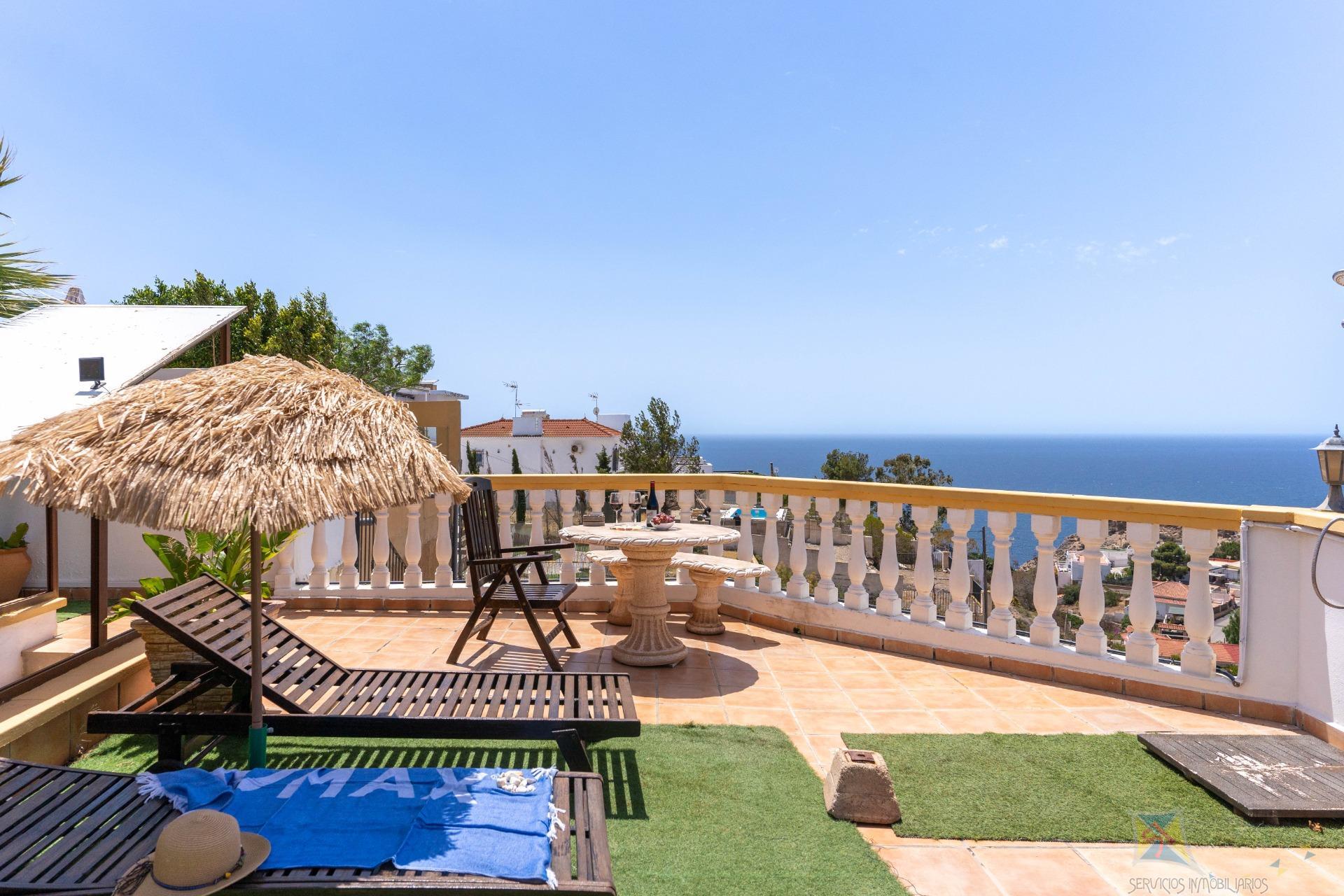 Venta de chalet en Aguadulce