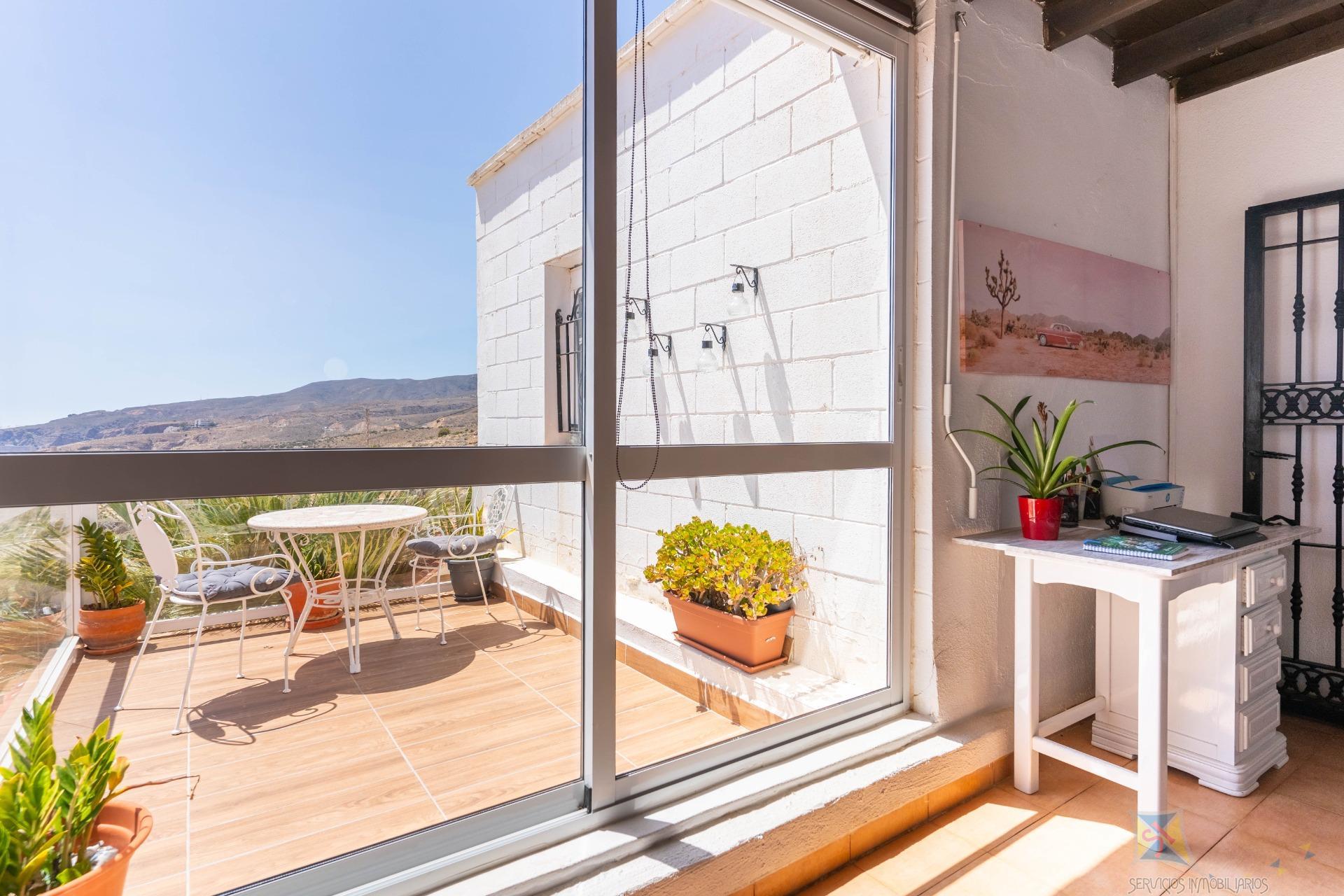 Venta de chalet en Aguadulce