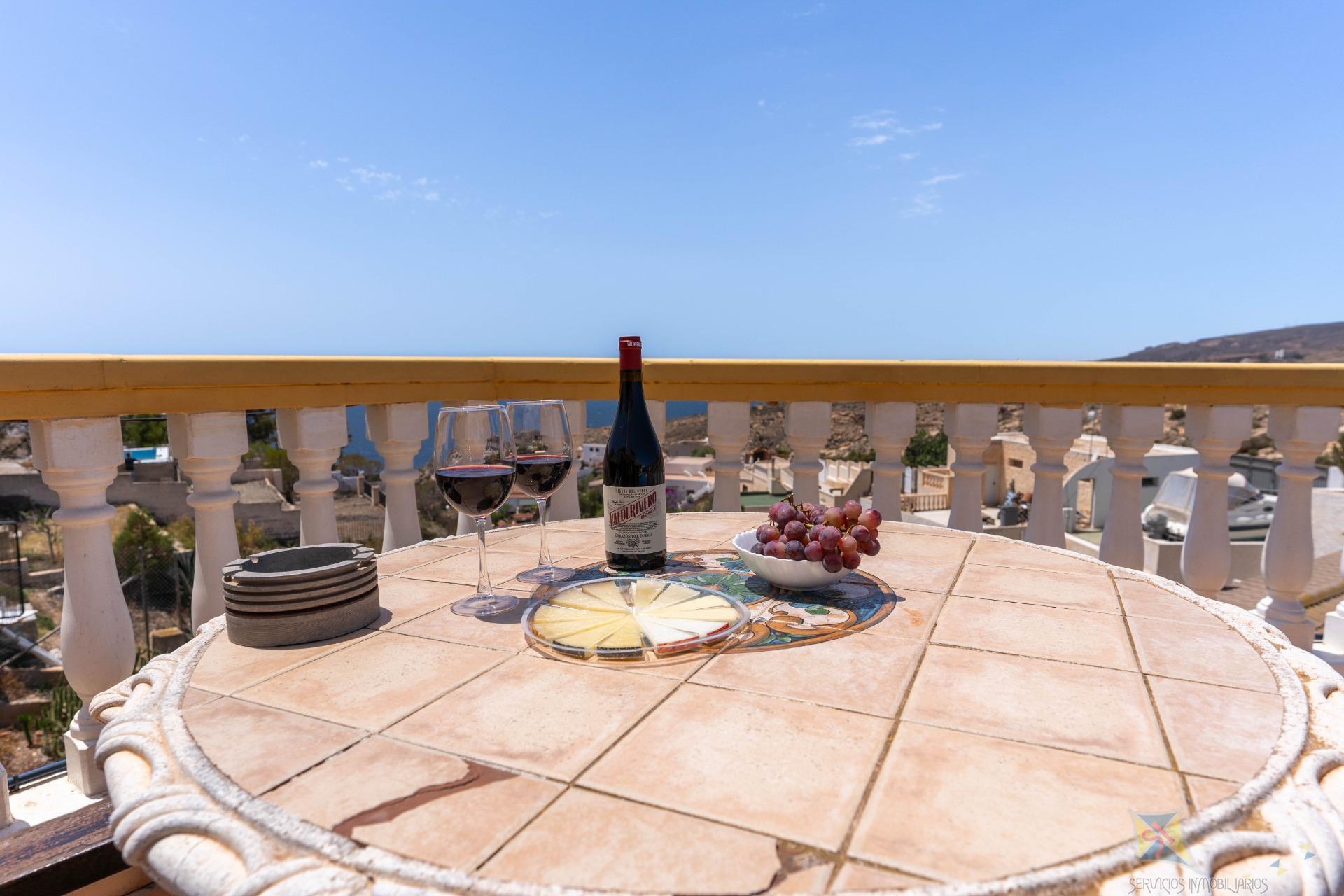 Venta de chalet en Aguadulce