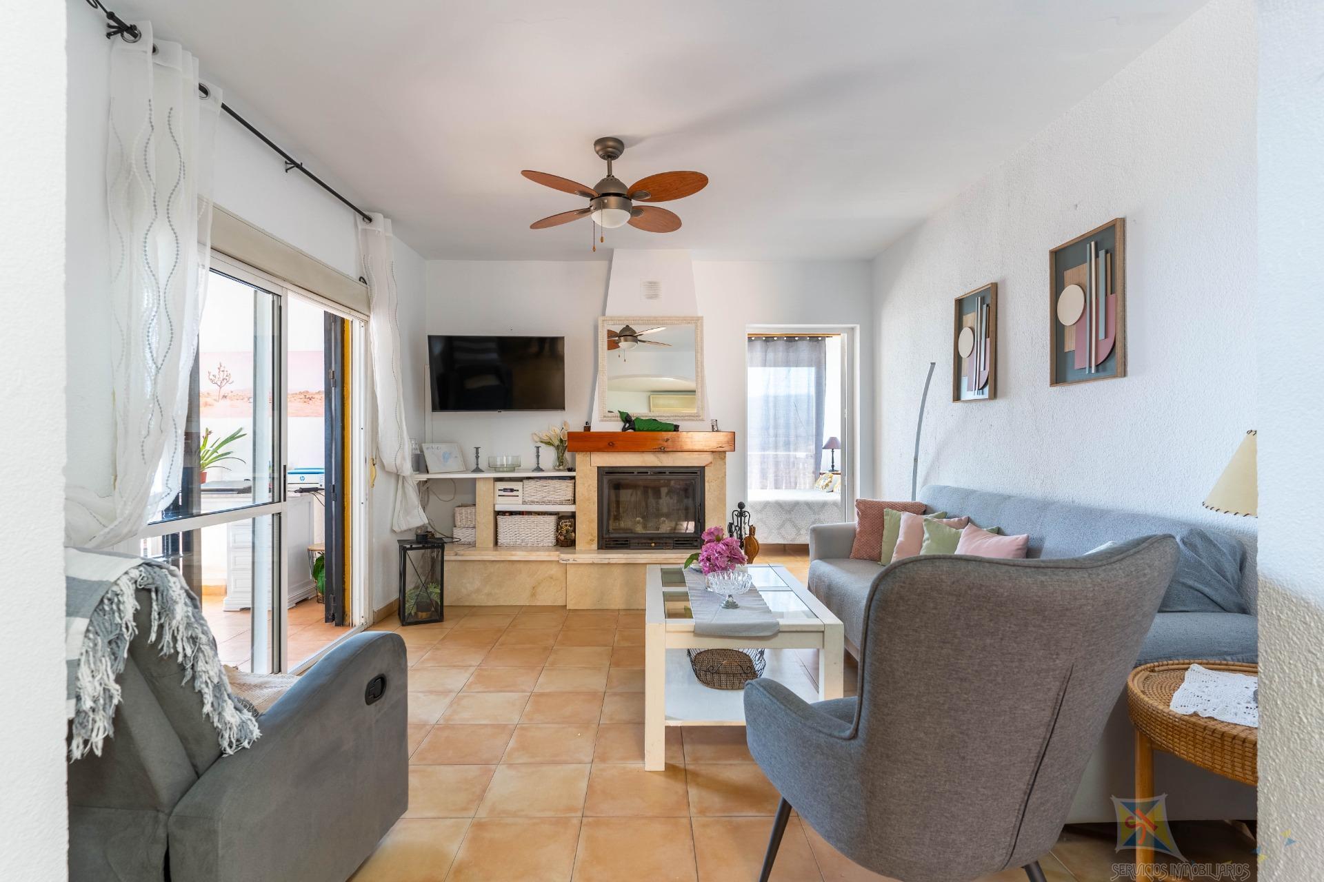 Venta de chalet en Aguadulce