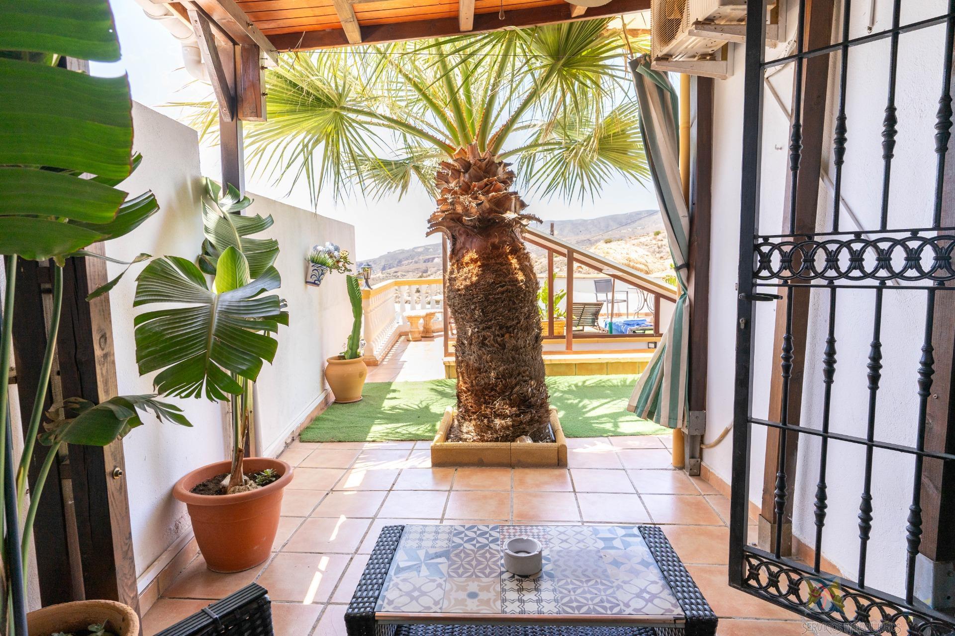 Venta de chalet en Aguadulce