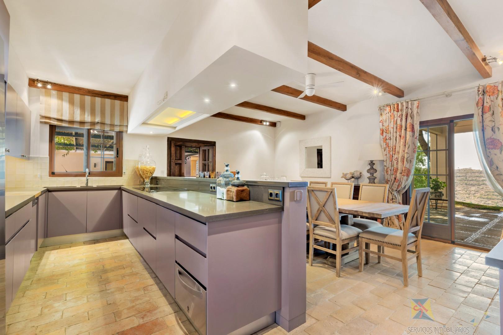 Venta de villa en Ojén