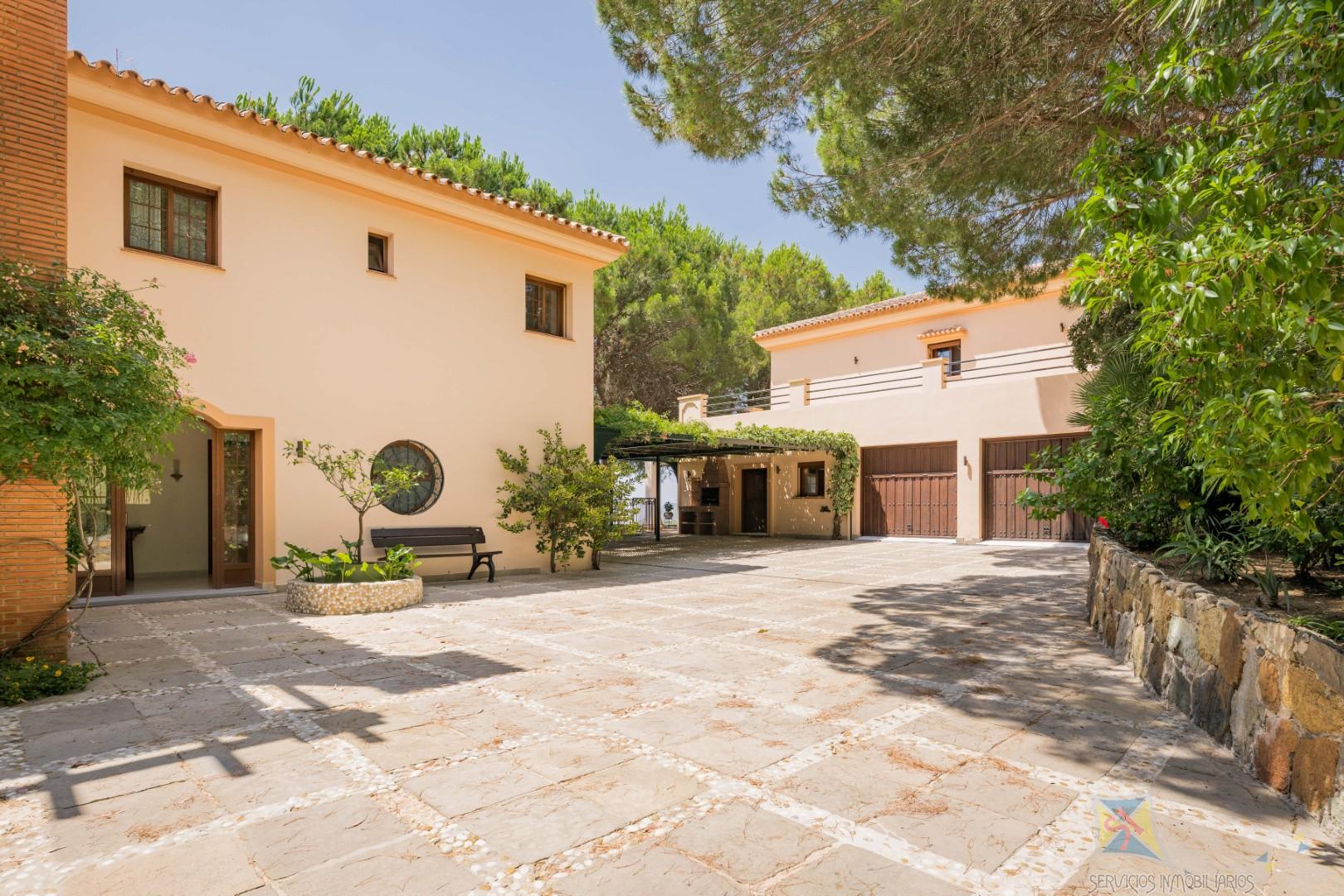 Venta de villa en Ojén