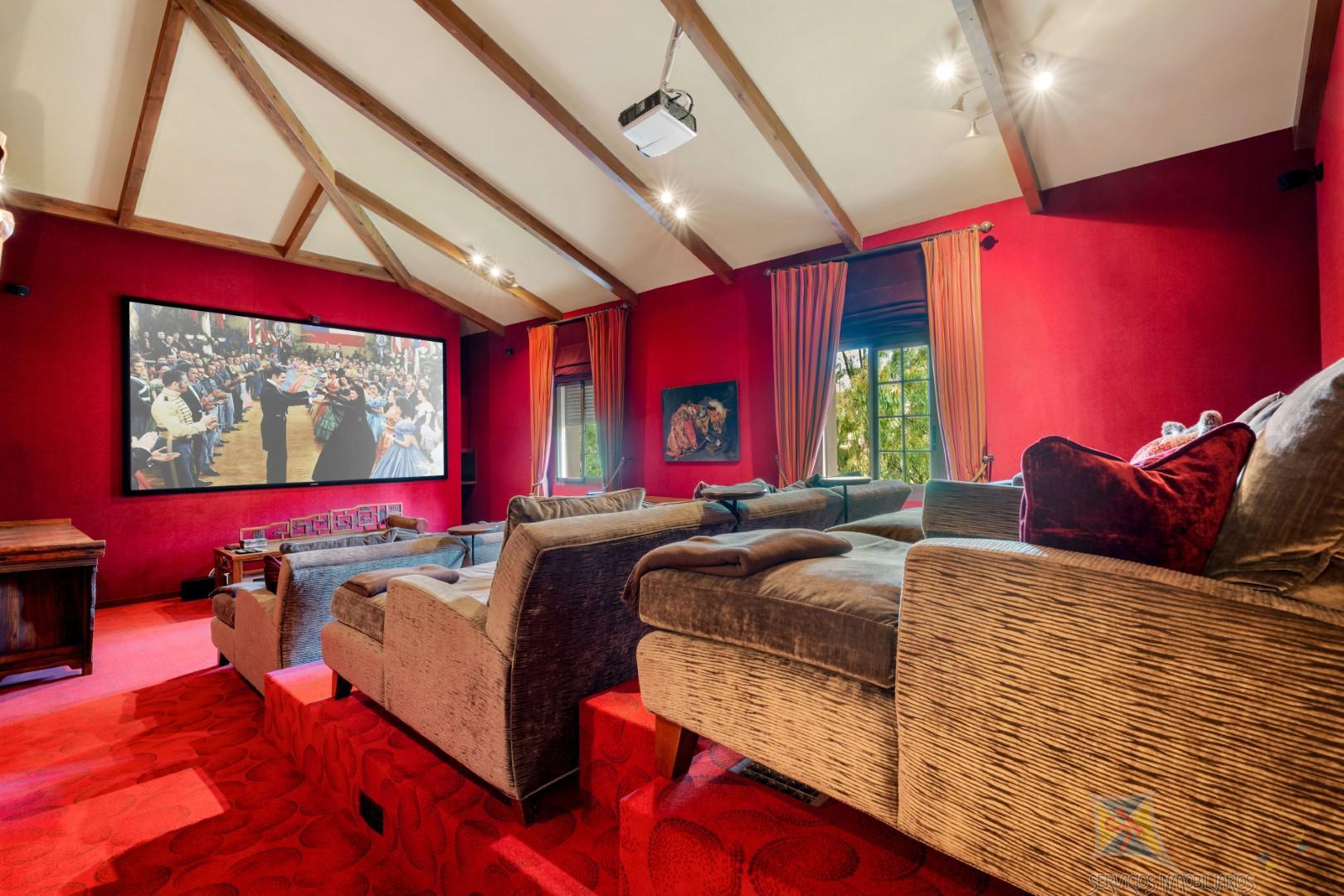 Venta de villa en Ojén