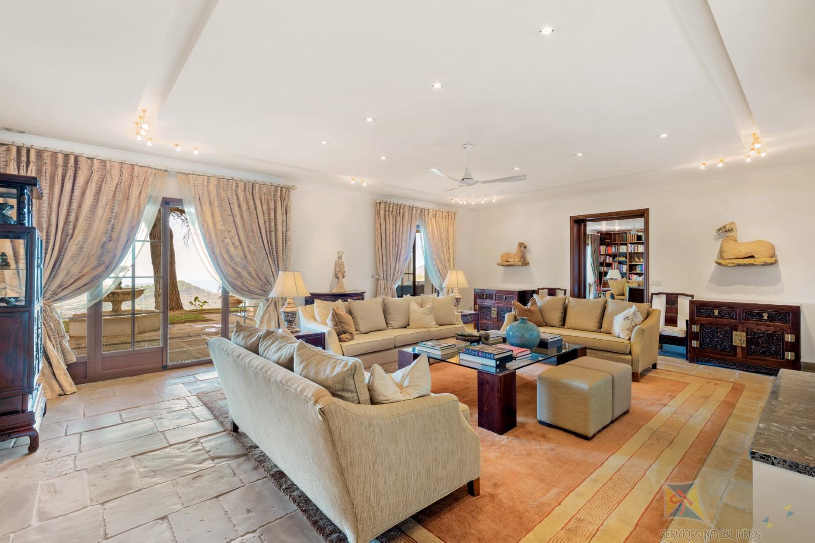 Venta de villa en Ojén