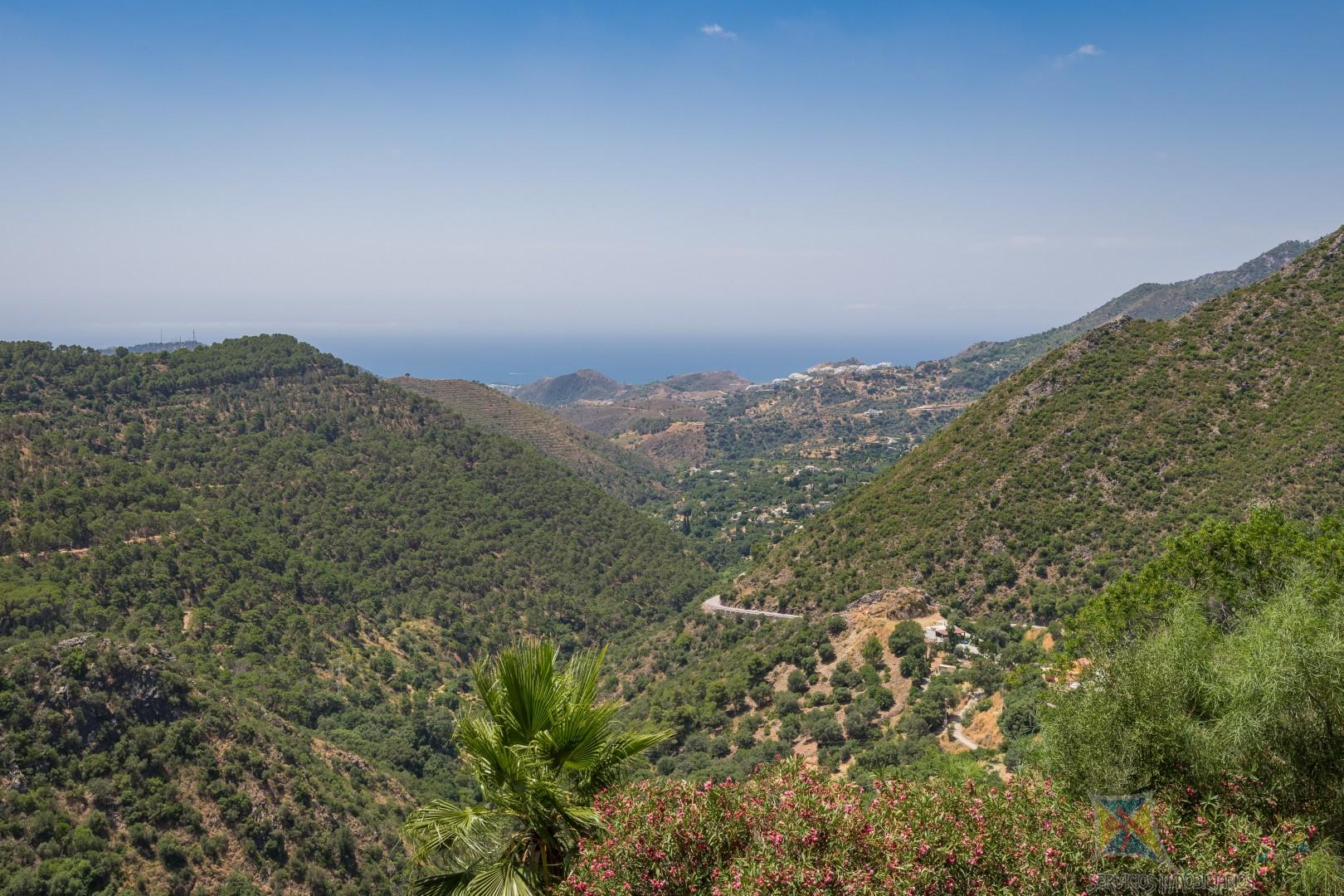 Venta de villa en Ojén