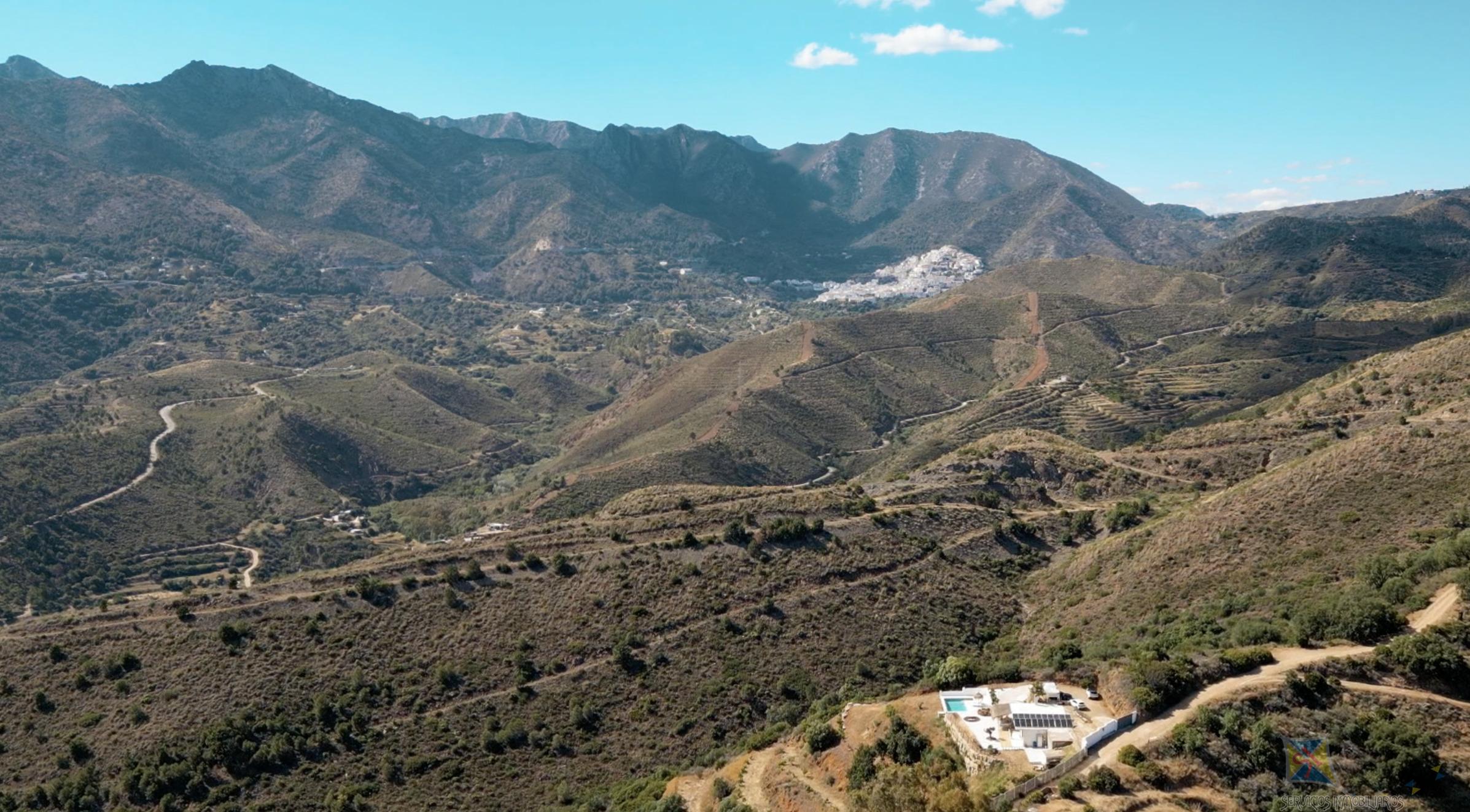 Venta de villa en Ojén