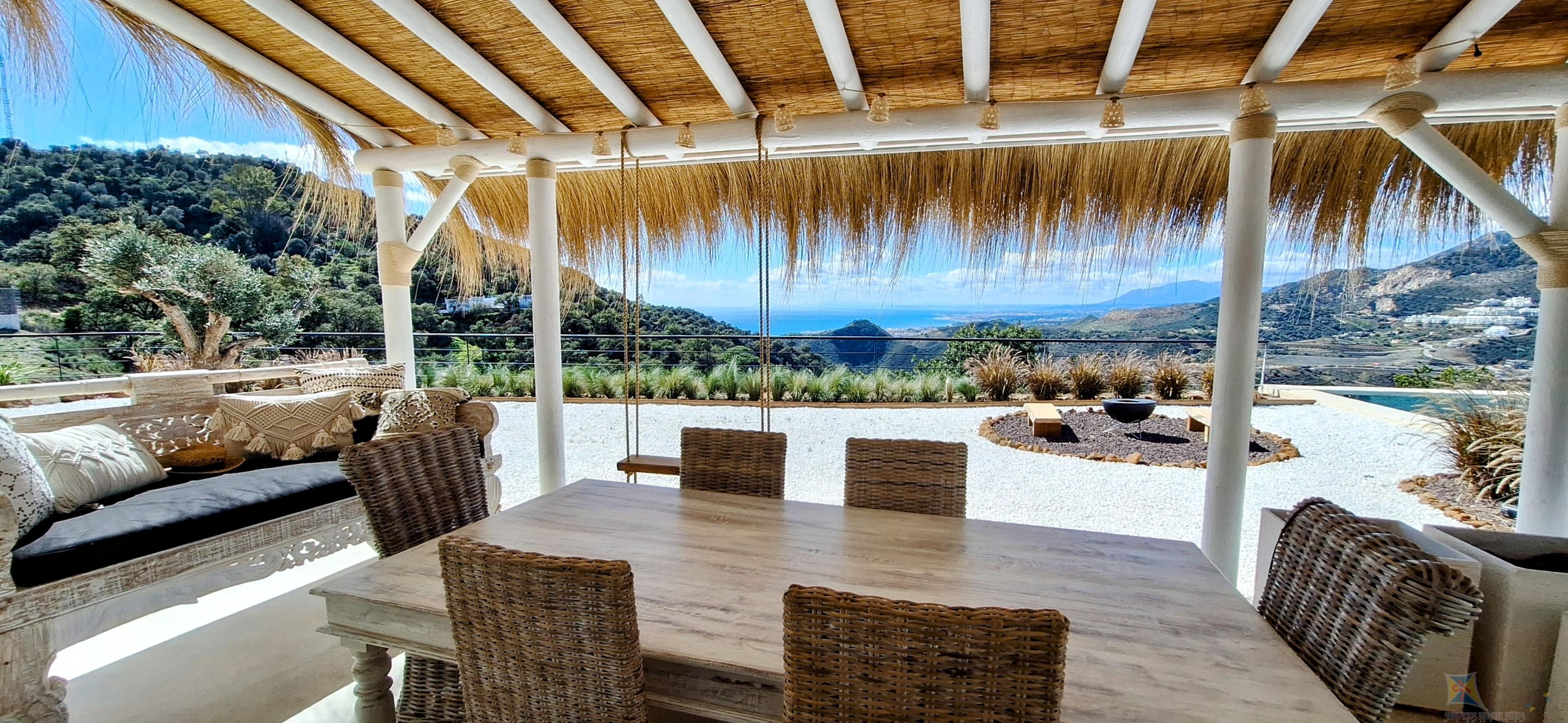 Venta de villa en Ojén