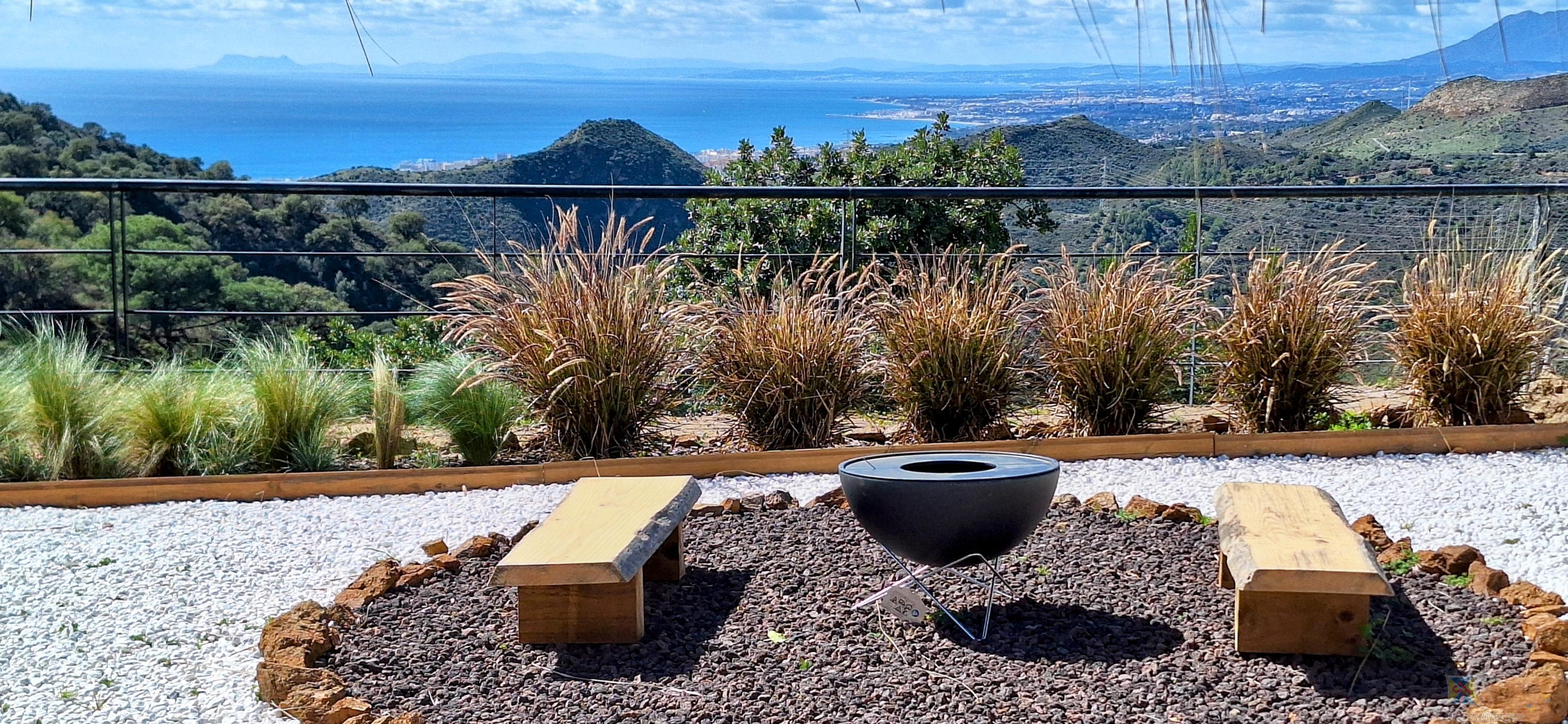 Venta de villa en Ojén