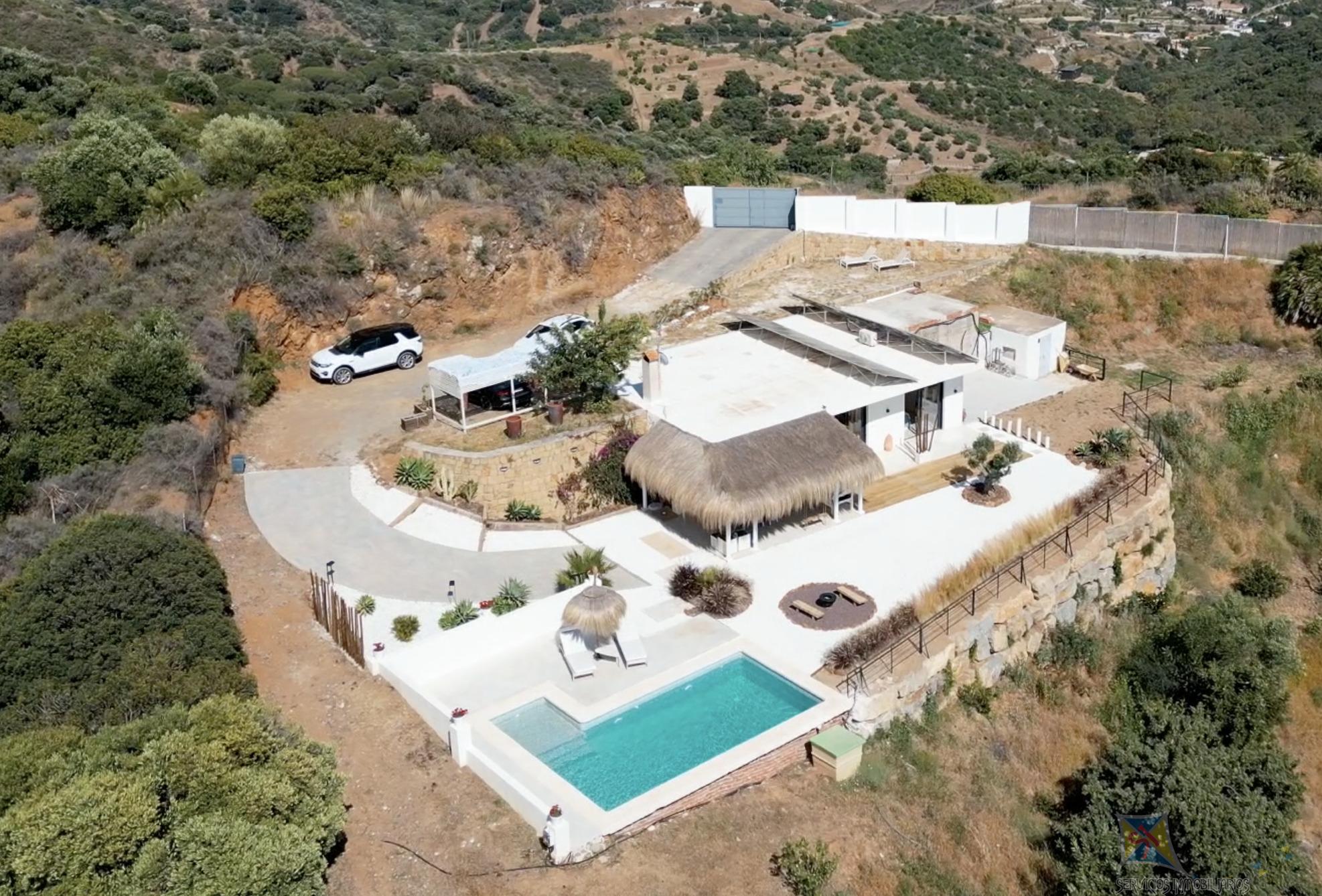 Venta de villa en Ojén