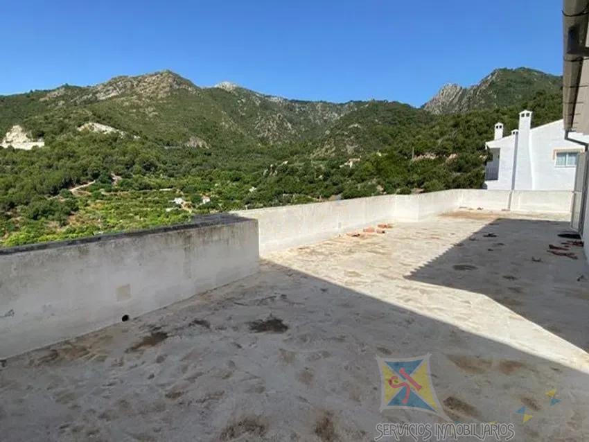 Venta de villa en Ojén