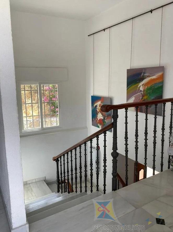 Venta de villa en Ojén