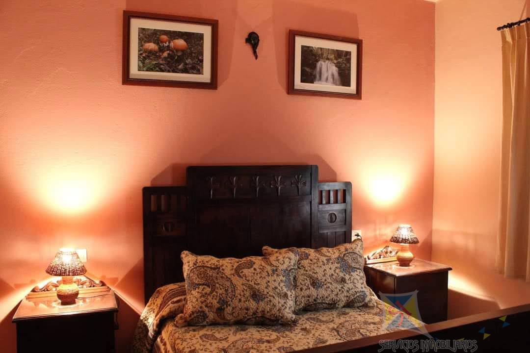 Venta de cortijo en Cortelazor