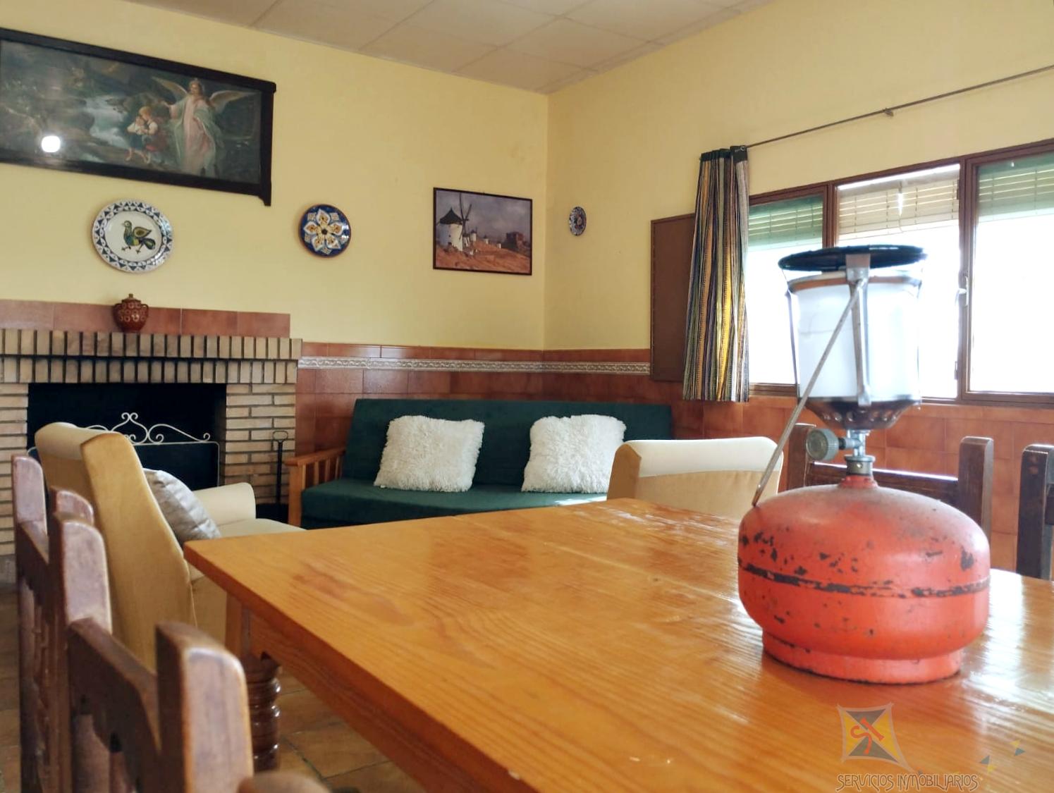 Venta de casa en El Campillo