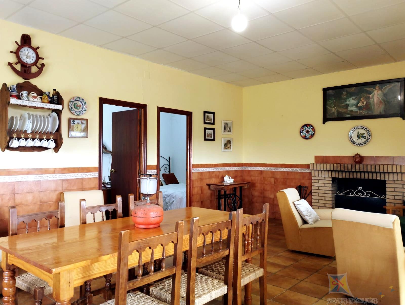 Venta de casa en El Campillo