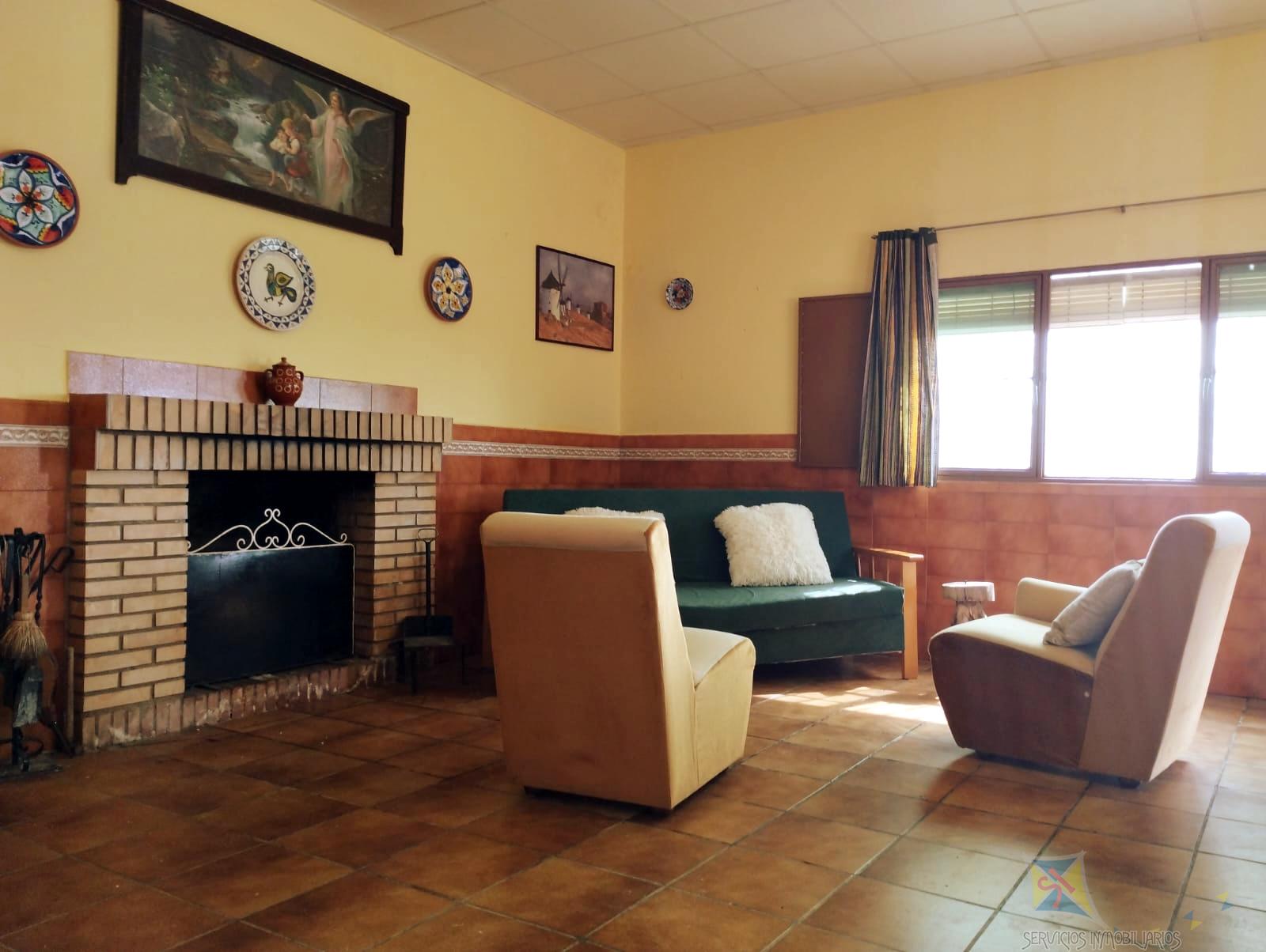 Venta de casa en El Campillo